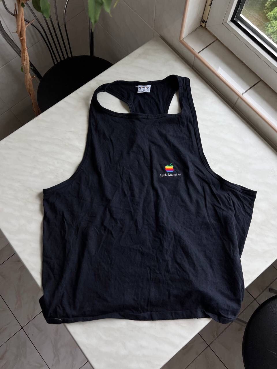 Apple Vintage Apple Miami 1998 Tank Top T-Shirt Black Rainbow Logo Size US XL / EU 56 / 4 - 1 Thumbnail