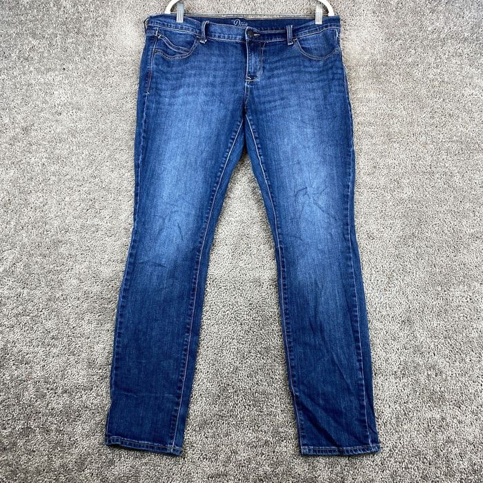 Old Navy Old Navy The Diva Straight Leg Jeans Women's 14 Reg Blue Low