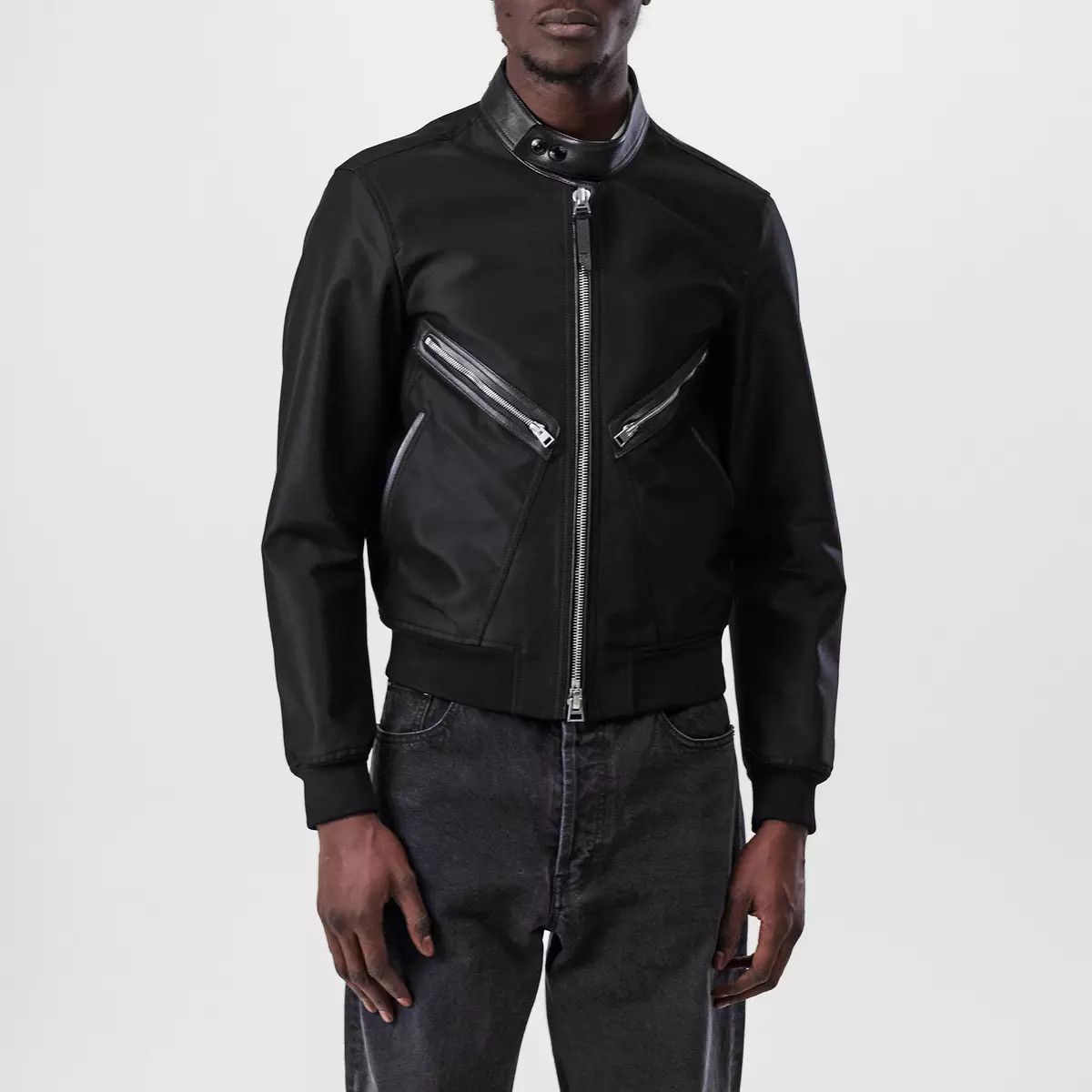 Tom Ford o1w1db10225 OBS027 Leather Trimmed Bomber Jacket in Black Size US L / EU 52-54 / 3 - 6 Thumbnail
