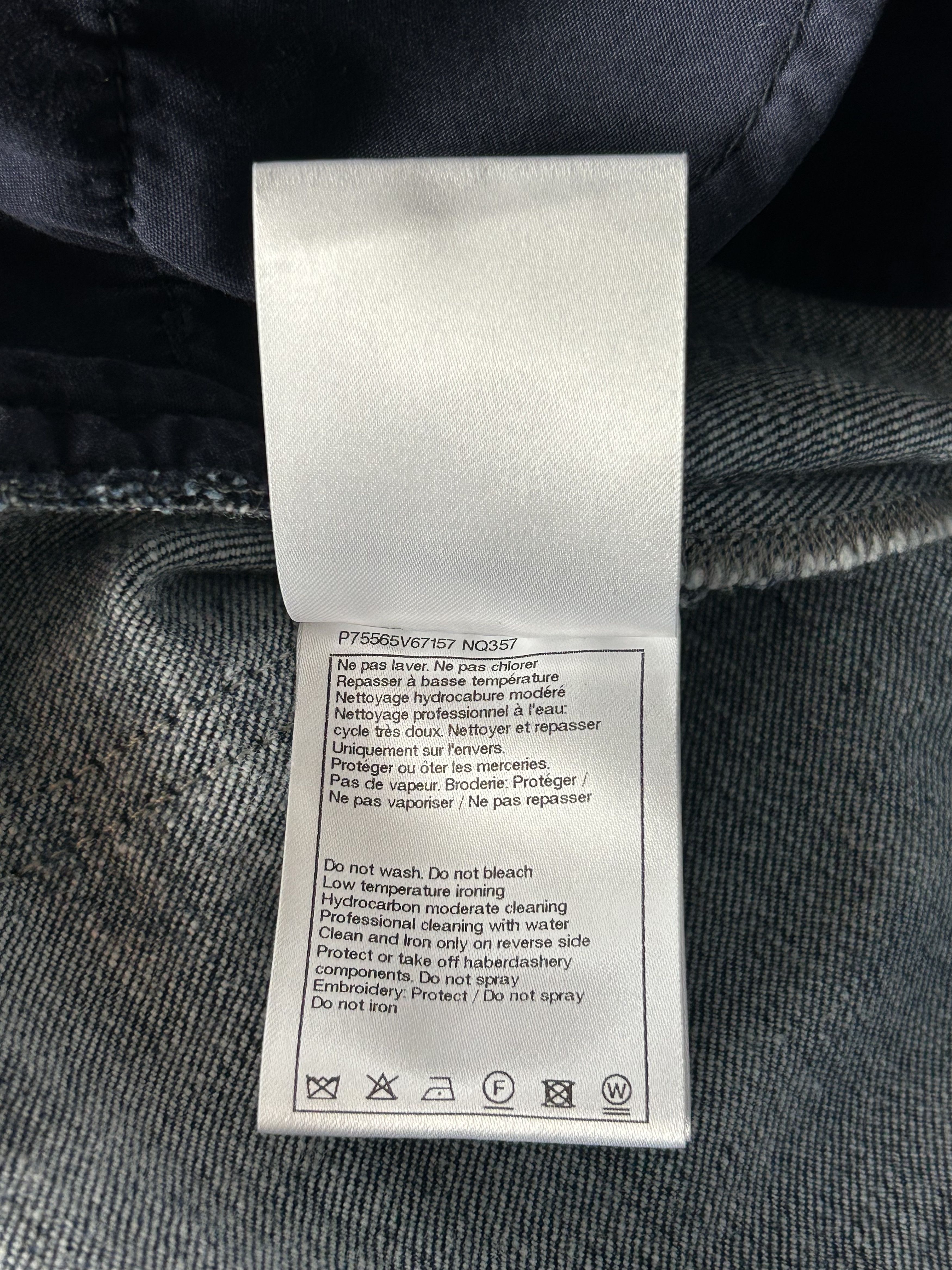 Chanel Chanel Blue & White 23B CC Logo Sequin Women's Denim Jeans Size 42" / US 20 - 5 Thumbnail
