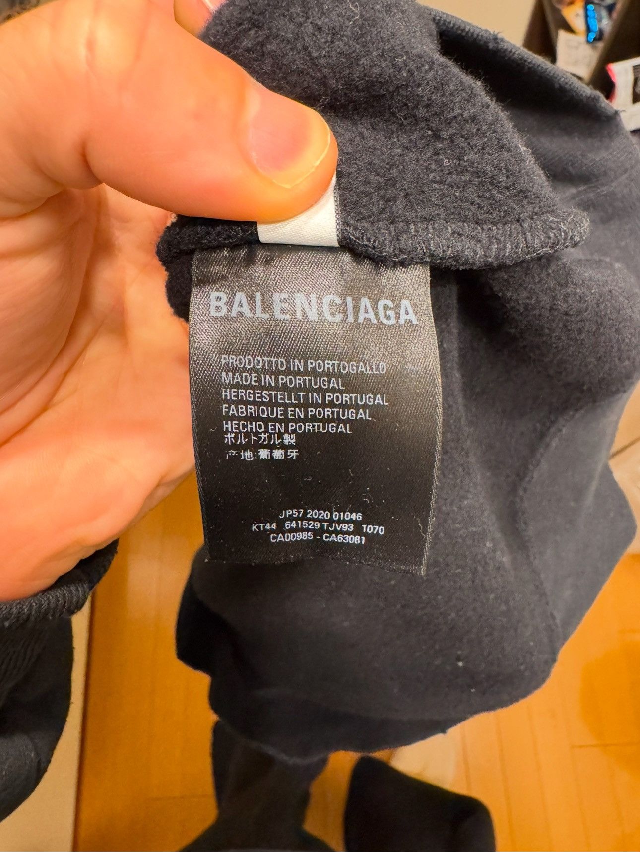 Balenciaga AW20 One Like Blurred Over Hoodie Size US S / EU 44-46 / 1 - 6 Thumbnail