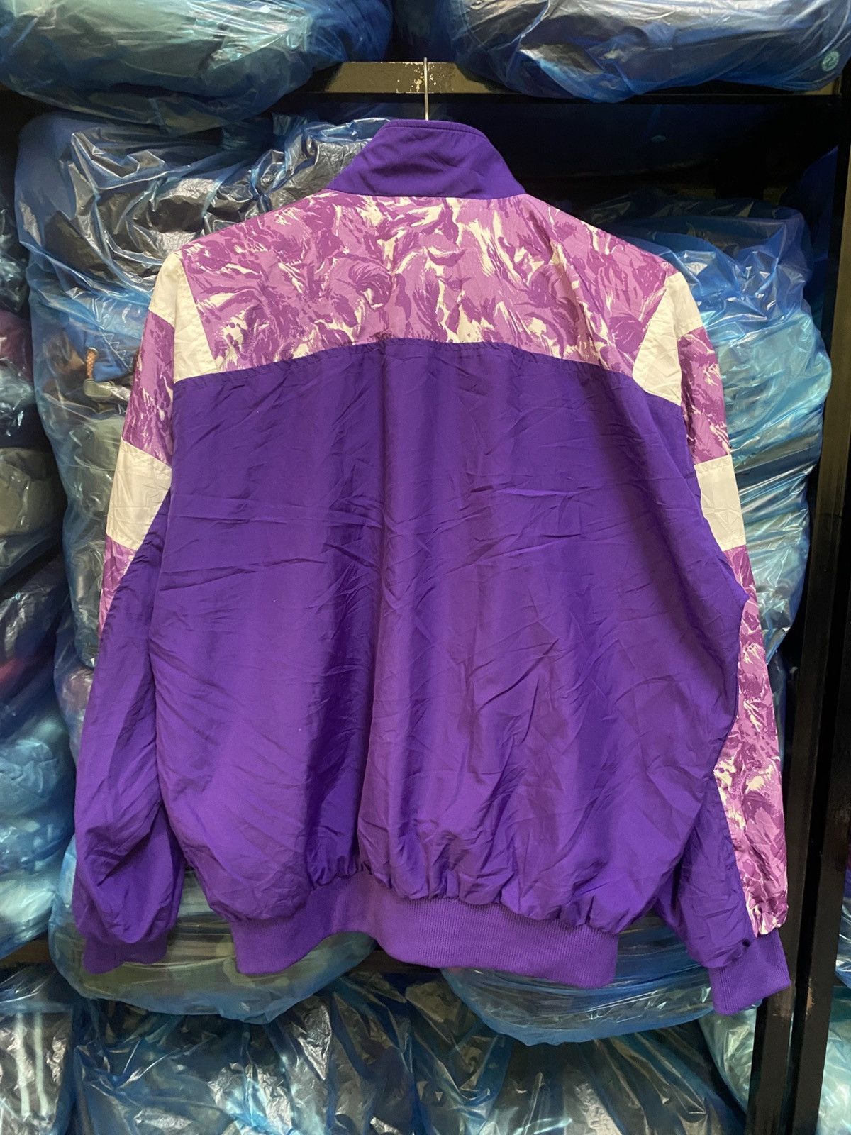 Vintage Vintage Perjeni Sport Purple Abstract Windbreaker Jacket Size US M / EU 48-50 / 2 - 7 Thumbnail