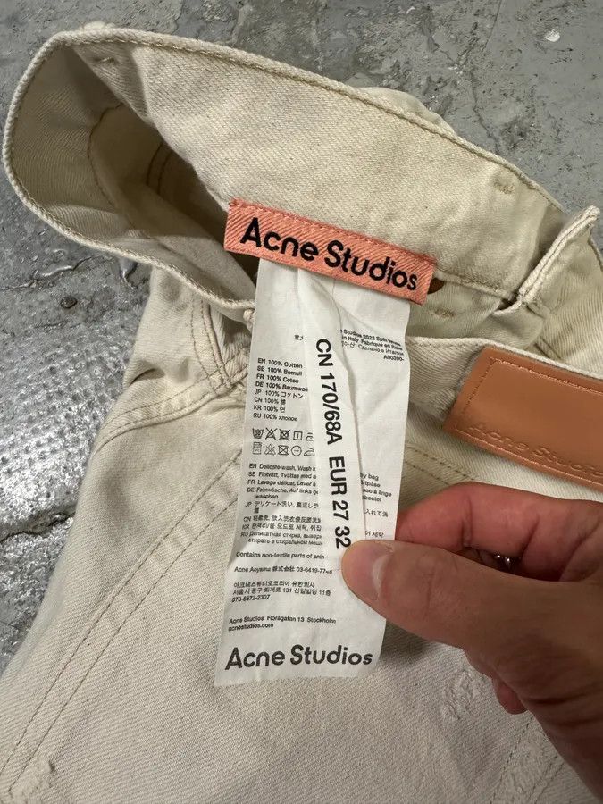 Acne Studios FW2022 Acne Studios White Destroyed Baggy White Denim Jeans Size US 39 - 9 Thumbnail