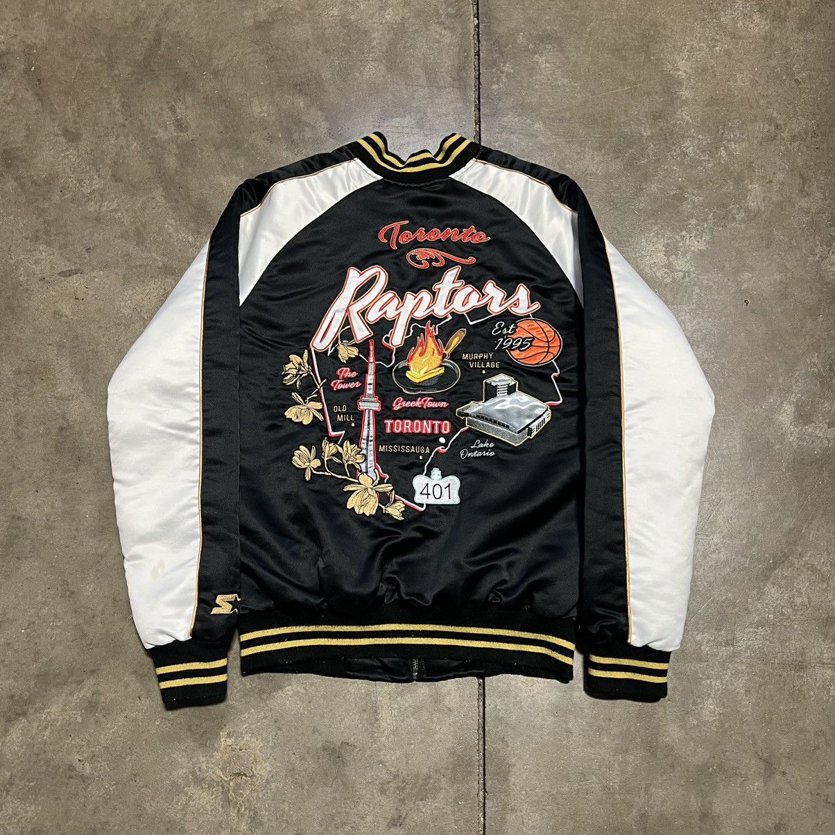 Starter Vintage Toronto Raptors Starter Satin Bomber Jacket Varsity Size US S / EU 44-46 / 1 - 1 Thumbnail