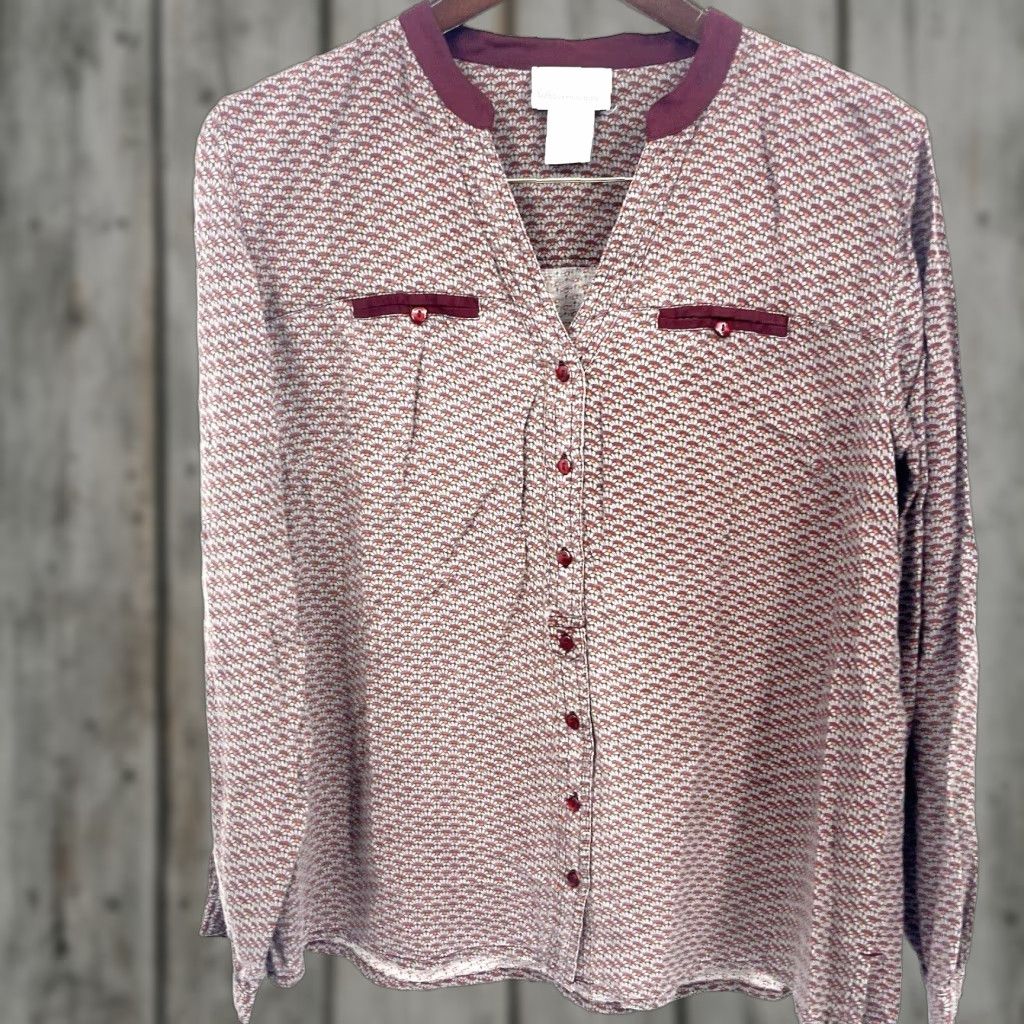 Soft Surroundings Soft Surroundings Button-Up Shirt Womens Medium Red Floral V-Neck Bohemian Classic All Seasons Womens Size M / US 6-8 / IT 42-44 - 1 Thumbnail