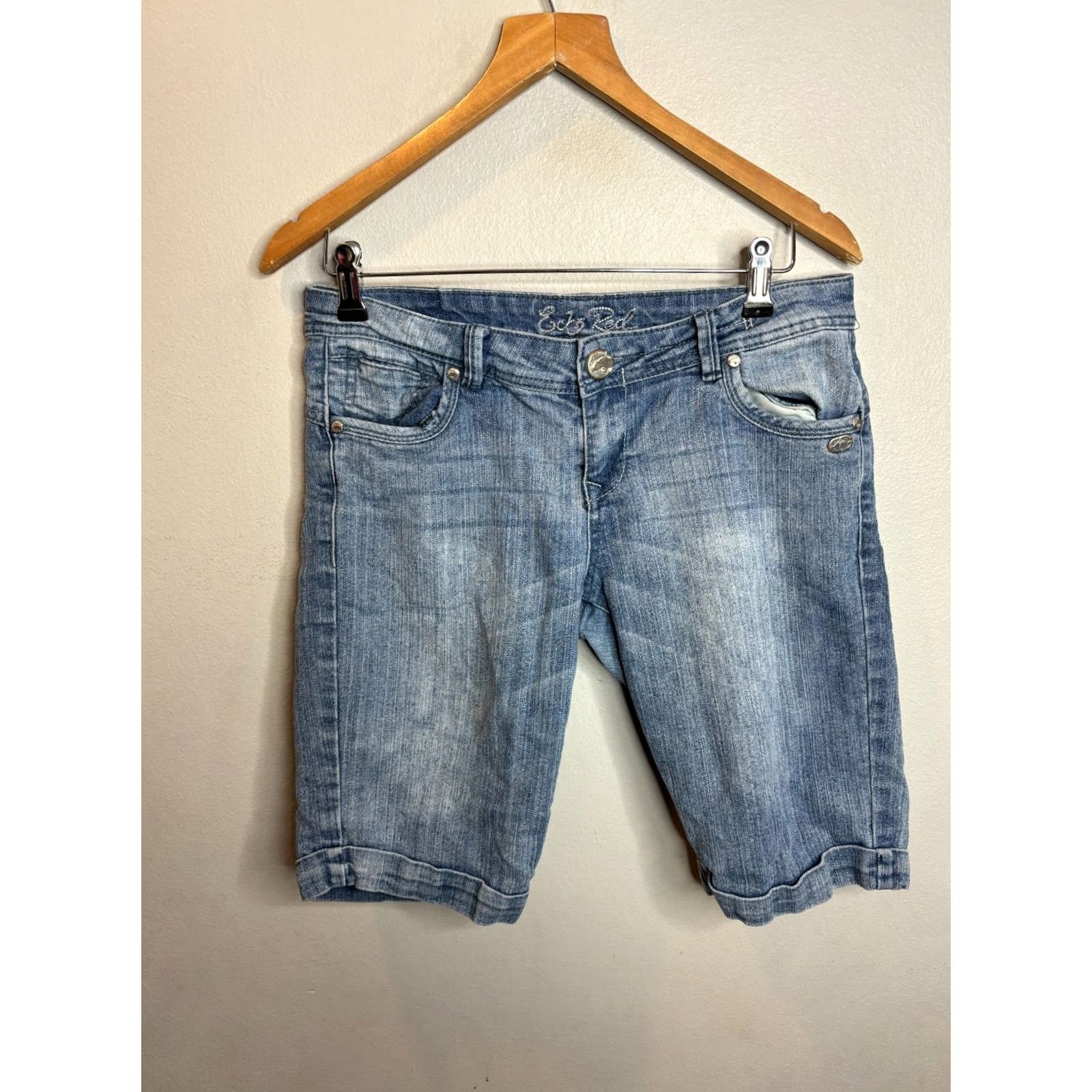 Denime Ecko Red Denim Shorts Women's 7/8 Blue Jorts Capri Vintage Retro Y2K 700 | 8 | Blue | Denim | Vintage | Casual | 5-Pocket | Regular | Women's Shorts Size 30" / US 8 / IT 44 - 5 Thumbnail