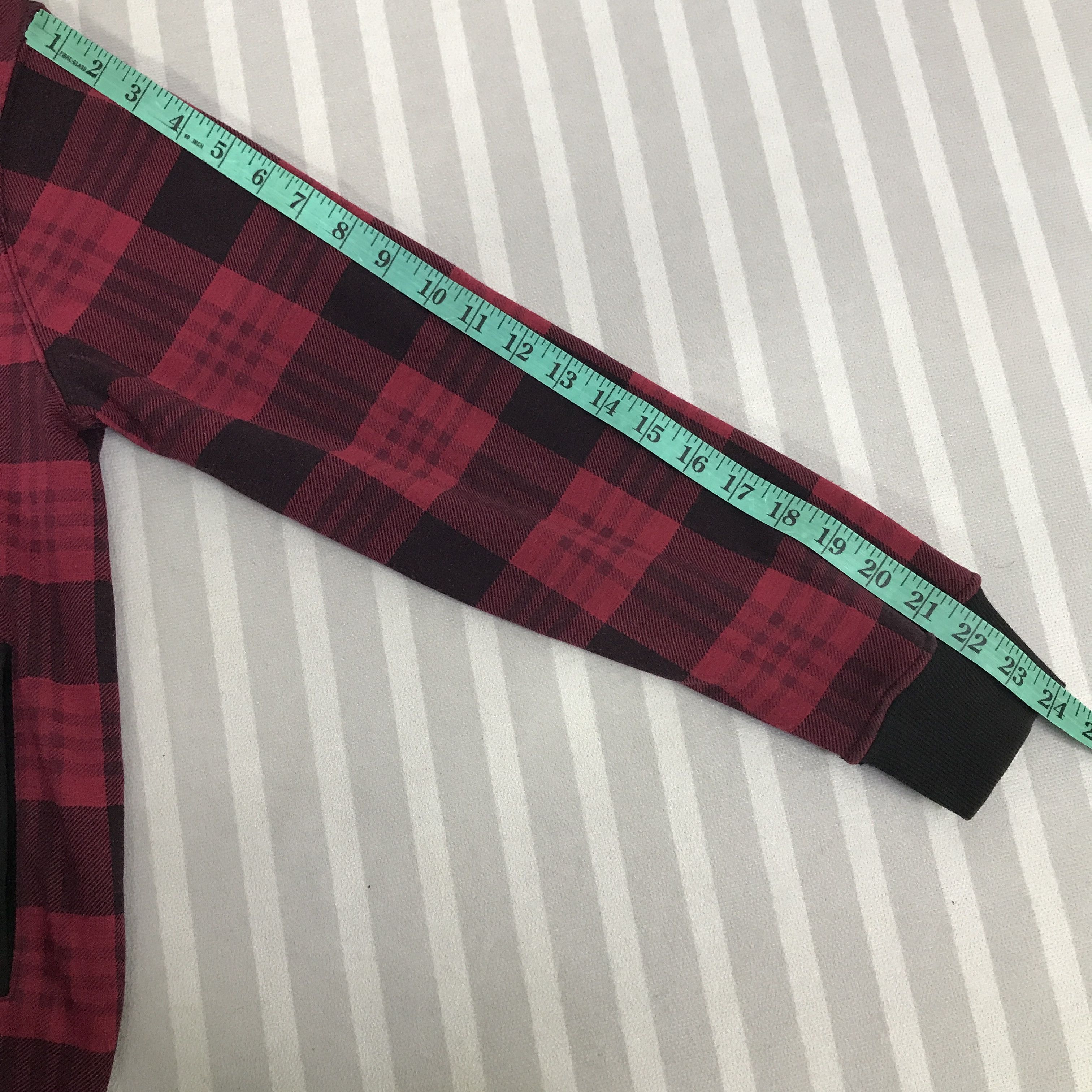 Japanese Brand Vintage Moco Moco Jeans Tartan Hoodies K115B13 Size US M / EU 48-50 / 2 - 7 Thumbnail