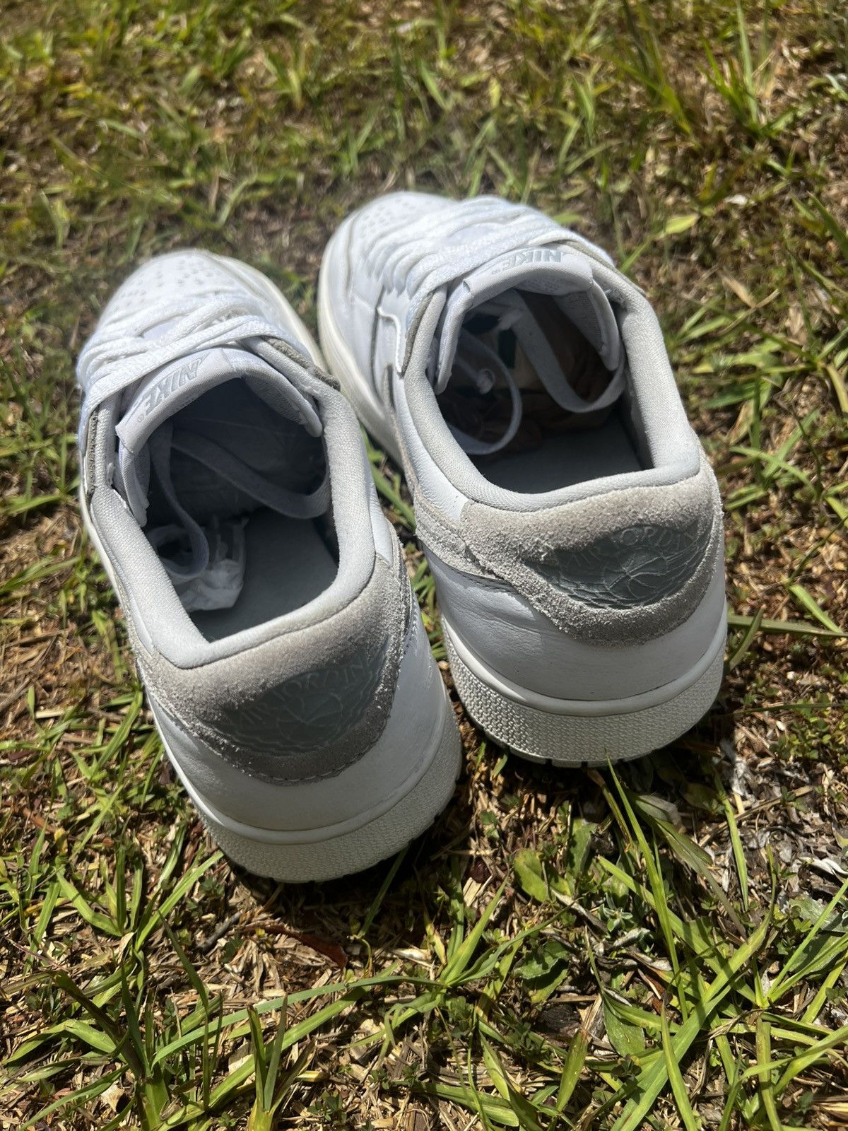 Jordan Brand CLEAN Air Jordan 1 Low size 9.5 Mens Neutral Grey Retro Size US 9.5 / EU 42-43 - 9 Thumbnail