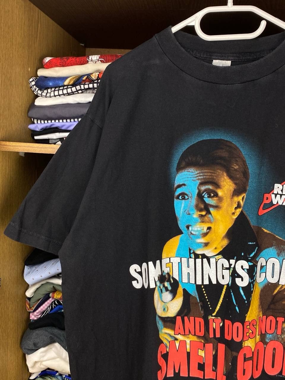Vintage Vintage Red Dwarf 1994 "Something Coming" Graphic Tee Size US XL / EU 56 / 4 - 2 Thumbnail