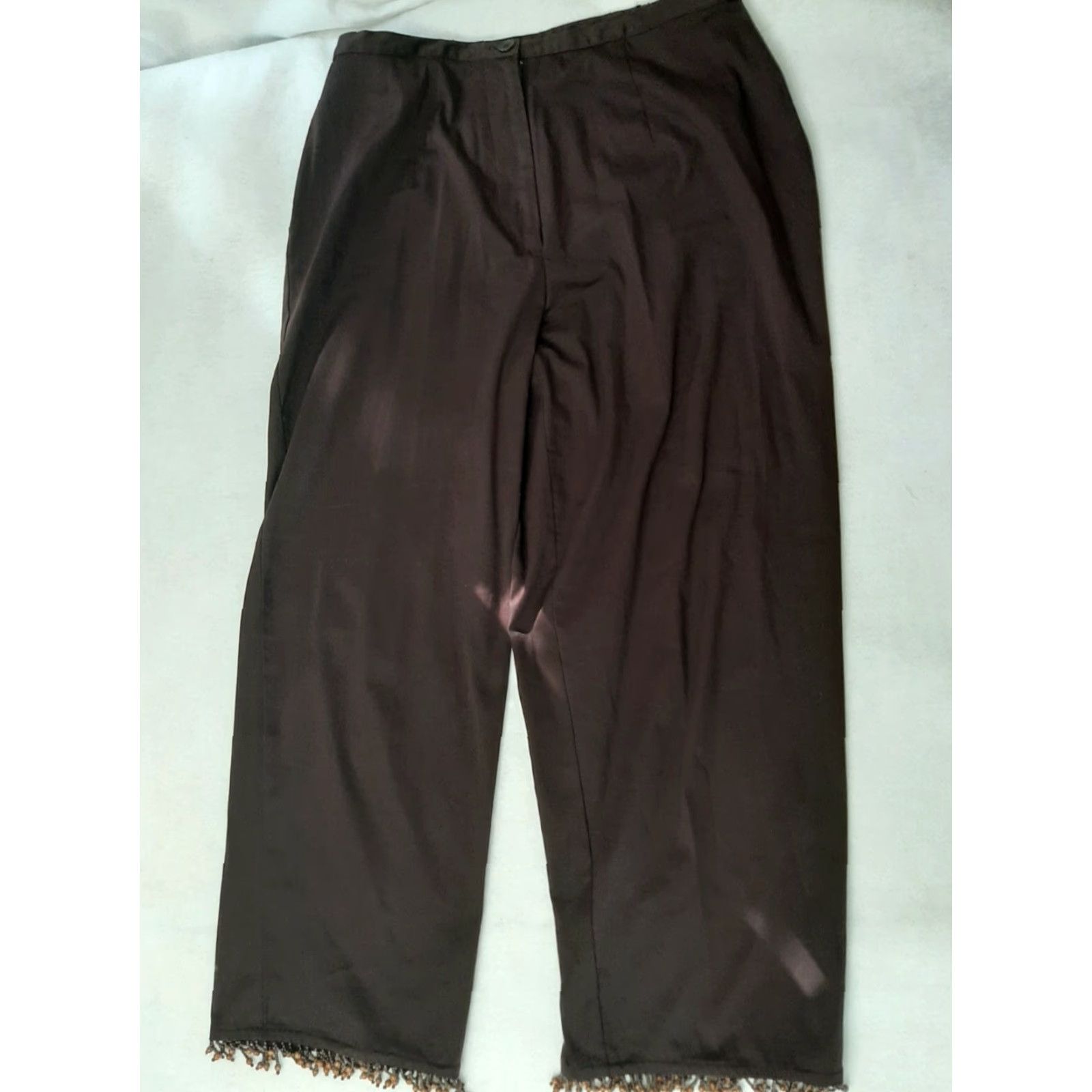 Vintage Dressbarn Women's Pants Capri Brown Beaded Slacks Size 10 Regular Inseam 23" Flat Front Pockets Belt Loops Elastic Waist Size 32" / US 10 / IT 46 - 7 Thumbnail