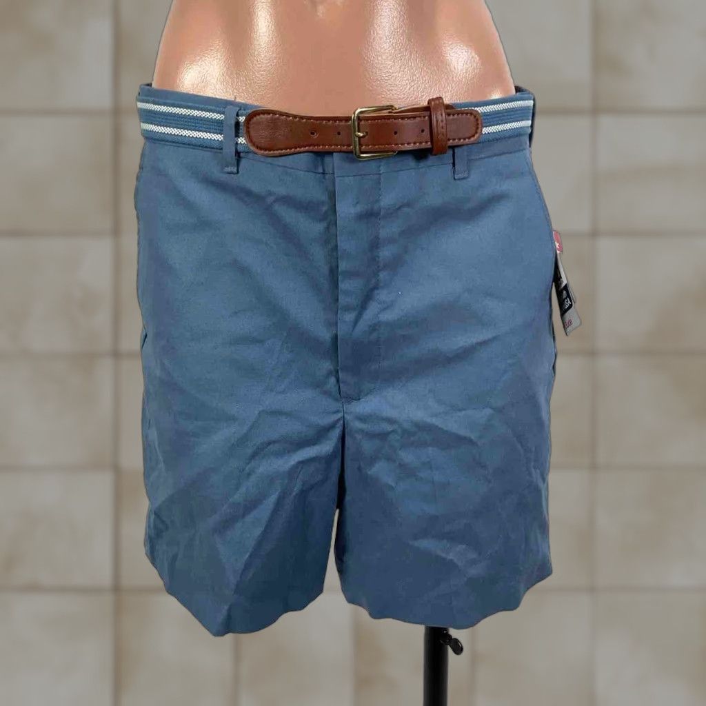 VINTAGE Knightsbridge 1980s Preppy Collegiate Shorts Belted 30 Men Blue Cotton Blend Knit - Pleated - Regular - Pockets - 80s/Preppy Mens Shorts