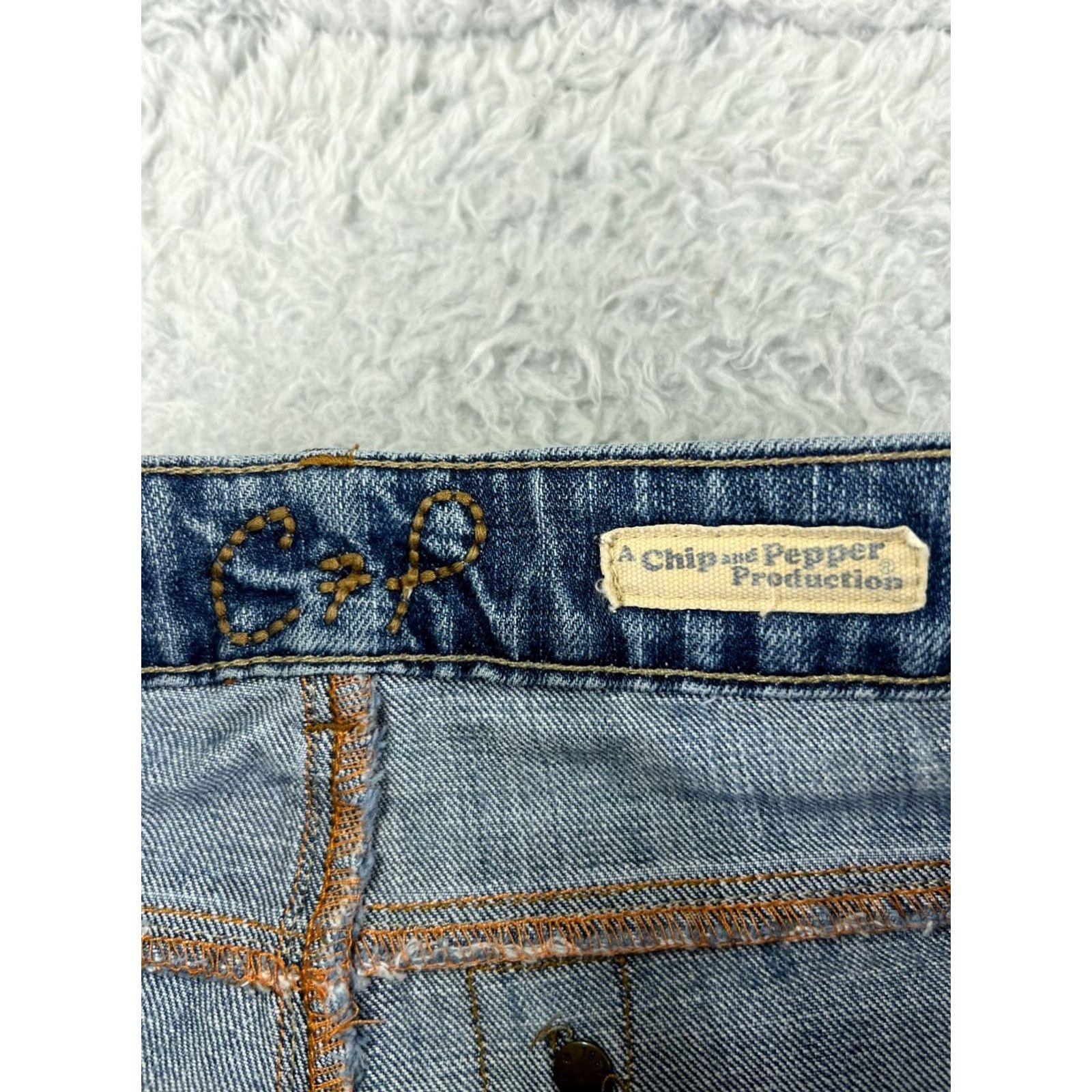 Vintage Chip & Pepper Jeans Womens 3 Blue Denim Bootcut Embroidered Distressed Stretch Size 26" / US 2 / IT 38 - 7 Thumbnail