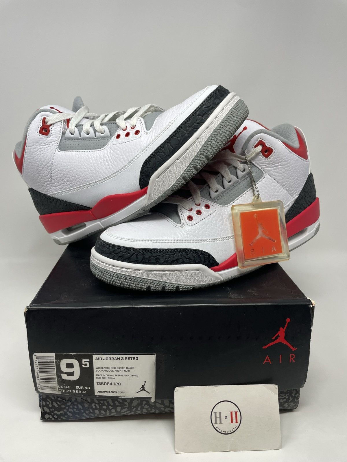 Jordan Brand Air Jordan 3 Retro Fire Red 2013 Size US 9.5 / EU 42-43 - 1 Thumbnail