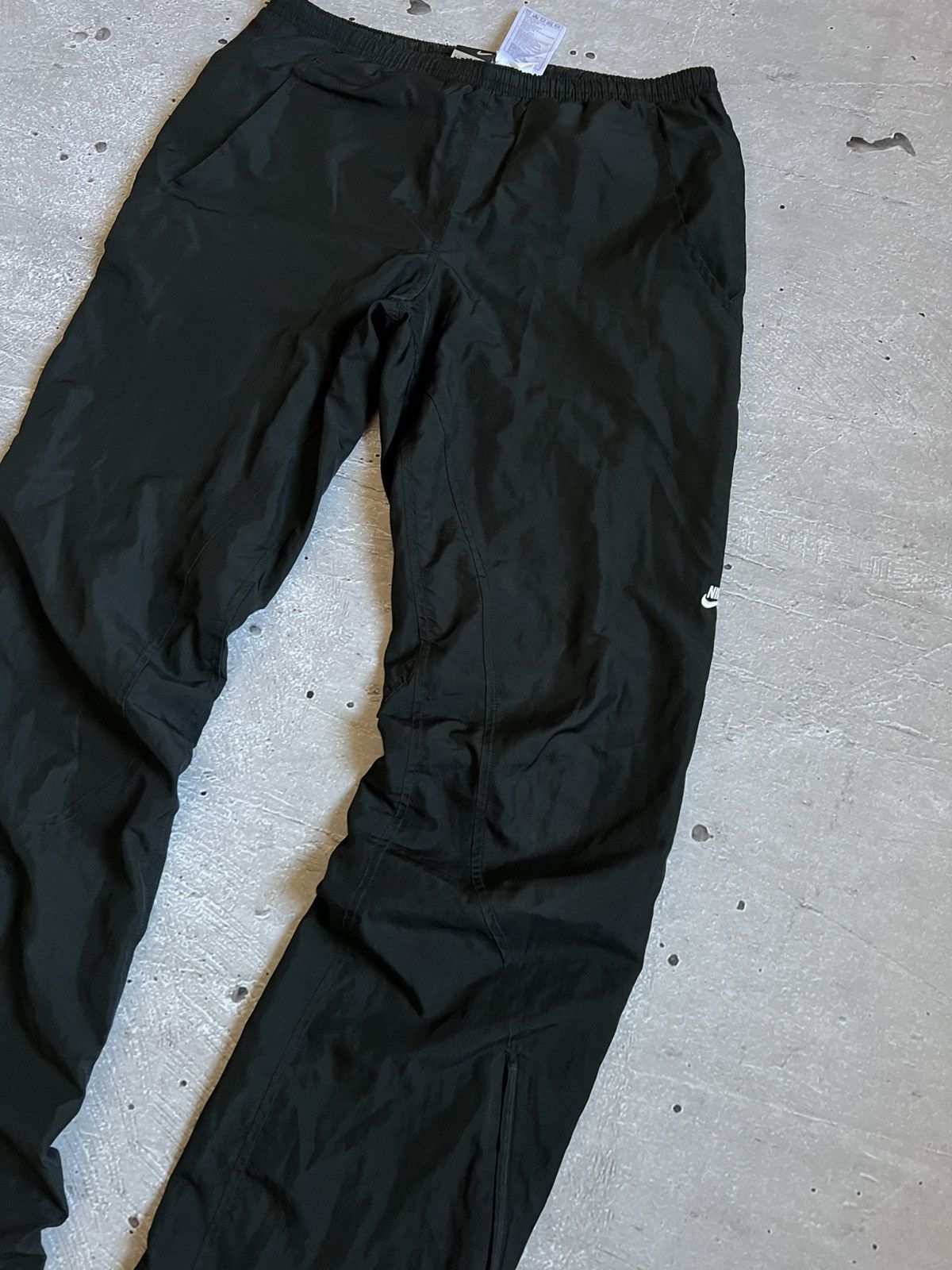 Nike Rare Vintage Women Pants Nylon Nike Size S Size 27" / US 4 / IT 40 - 3 Thumbnail