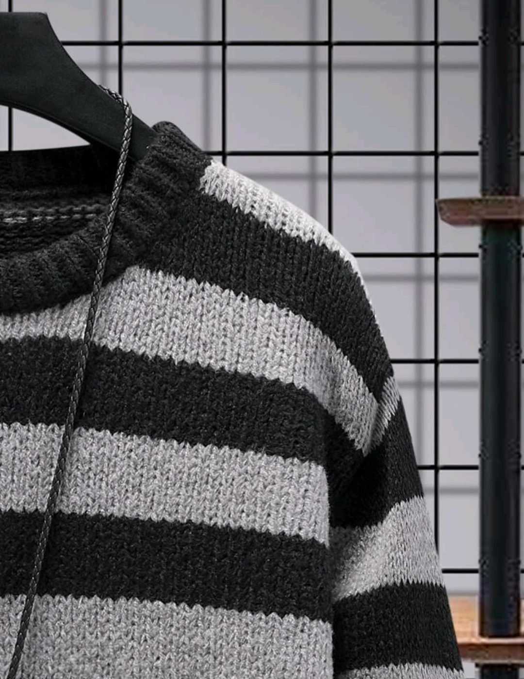 Japanese Brand × Vintage Striped Ripped Distressed Drop Shoulder Sweater Unisex Size US M / EU 48-50 / 2 - 7 Thumbnail