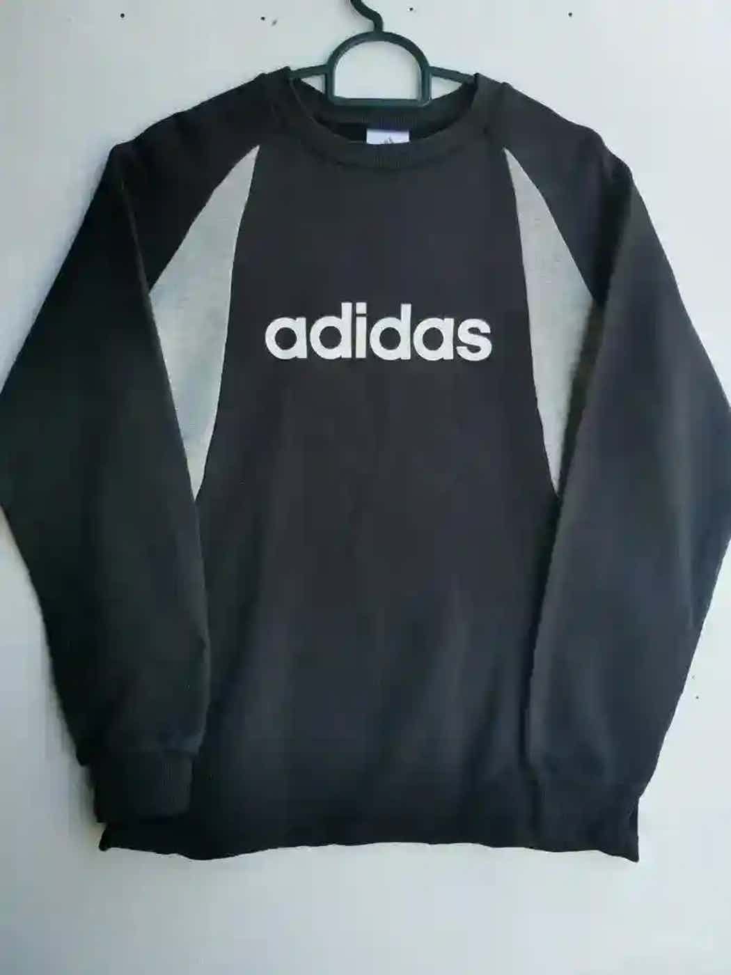 Adidas Vintage Adidas Sweatshirt Size US S / EU 44-46 / 1 - 1 Thumbnail