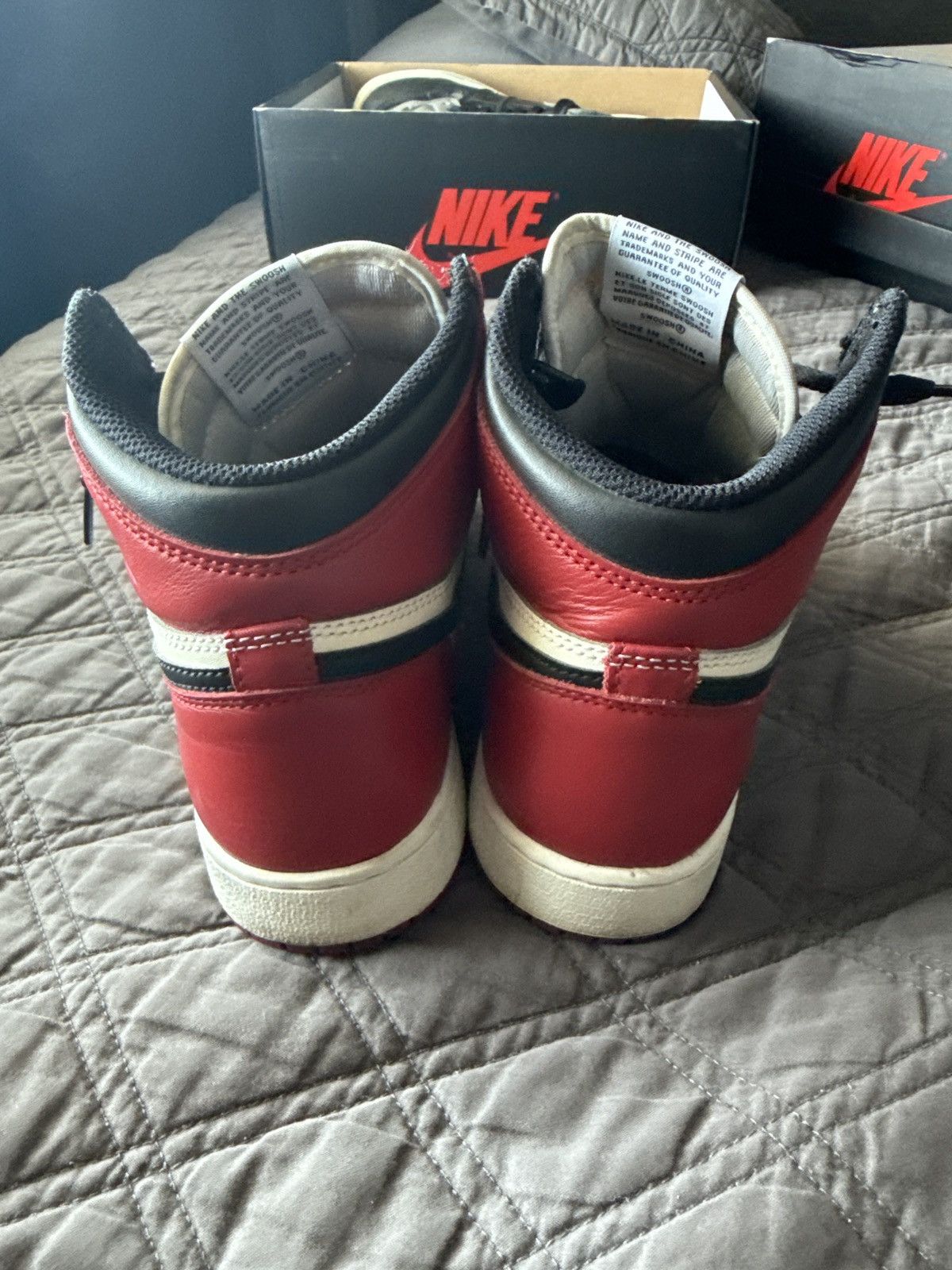 Jordan Brand Nike Air Jordan 1 Black toe Size US 7 / EU 40 - 4 Thumbnail