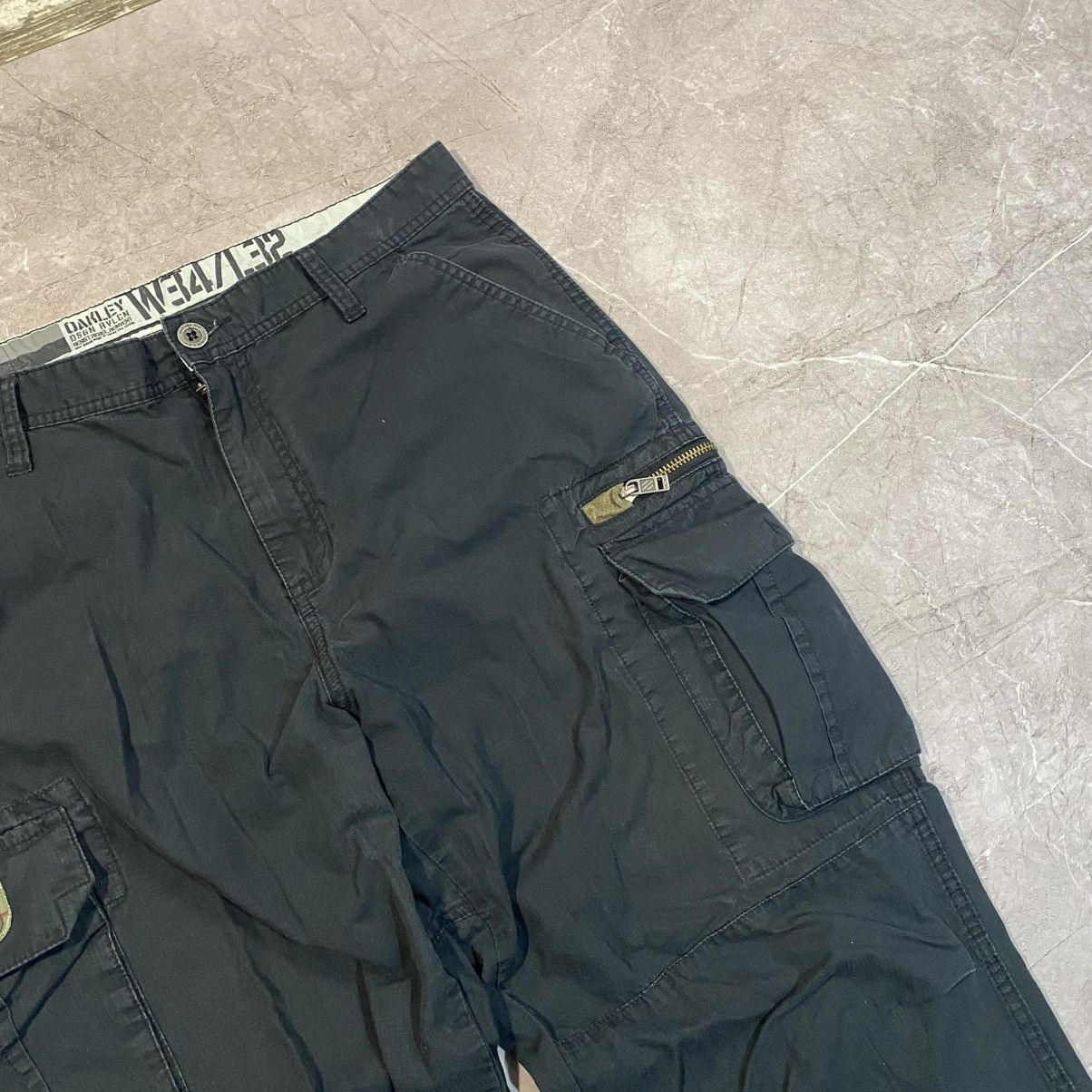 Oakley × Vintage VINTAGE OAKLEY CARGO PANTS FADED 00s Size US 34 / EU 50 - 8 Thumbnail