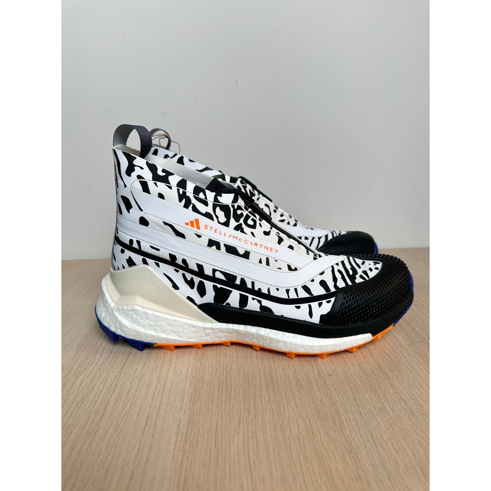 Stella McCartney Stella McCartney x Terrex Free Hiker Boots - Size 9M - NEW Size US 10 / IT 40 - 1 Thumbnail