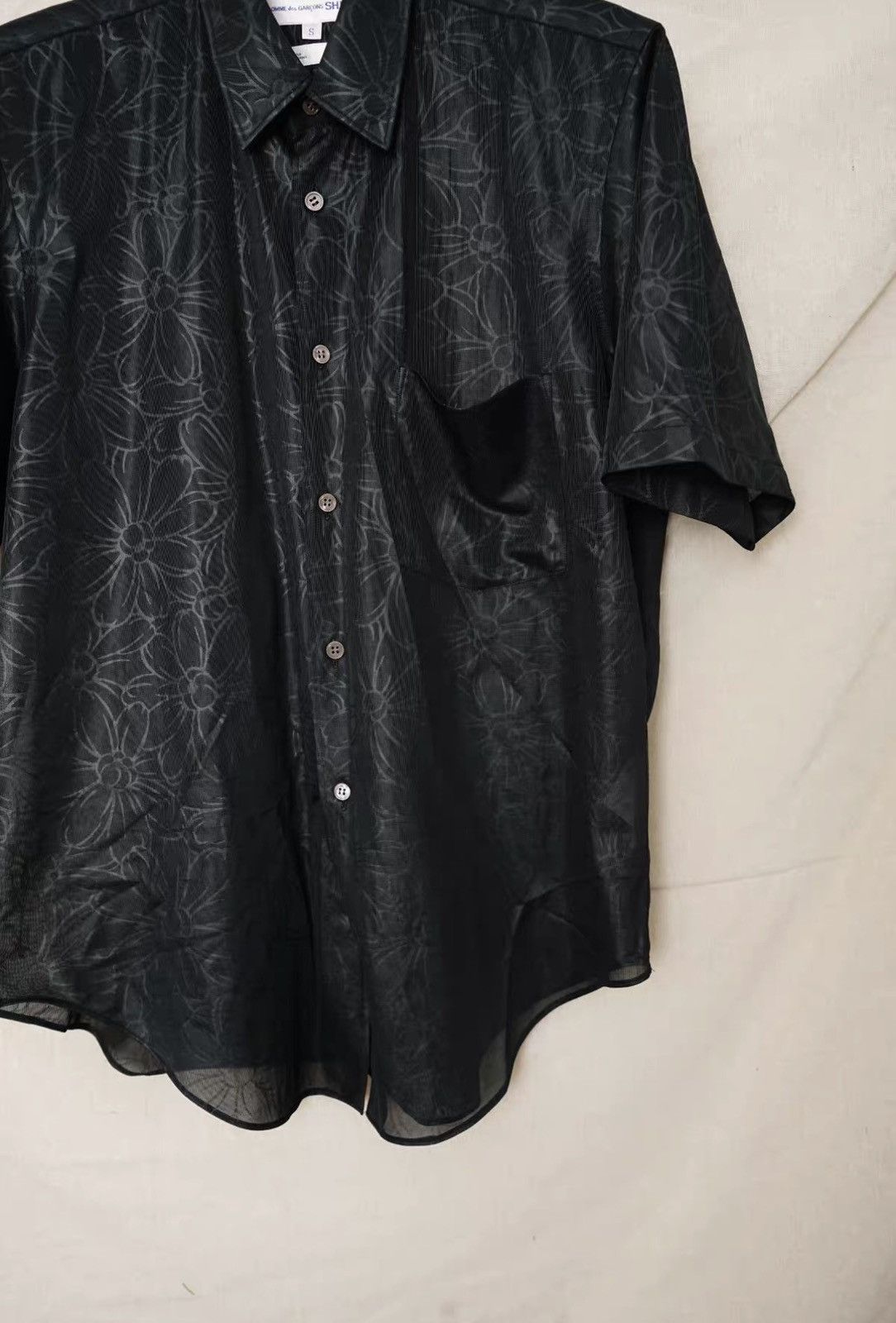 Comme des Garcons Comme des Garçons Loose Polyester Burnout Jacquard Short Size US S / EU 44-46 / 1 - 4 Thumbnail