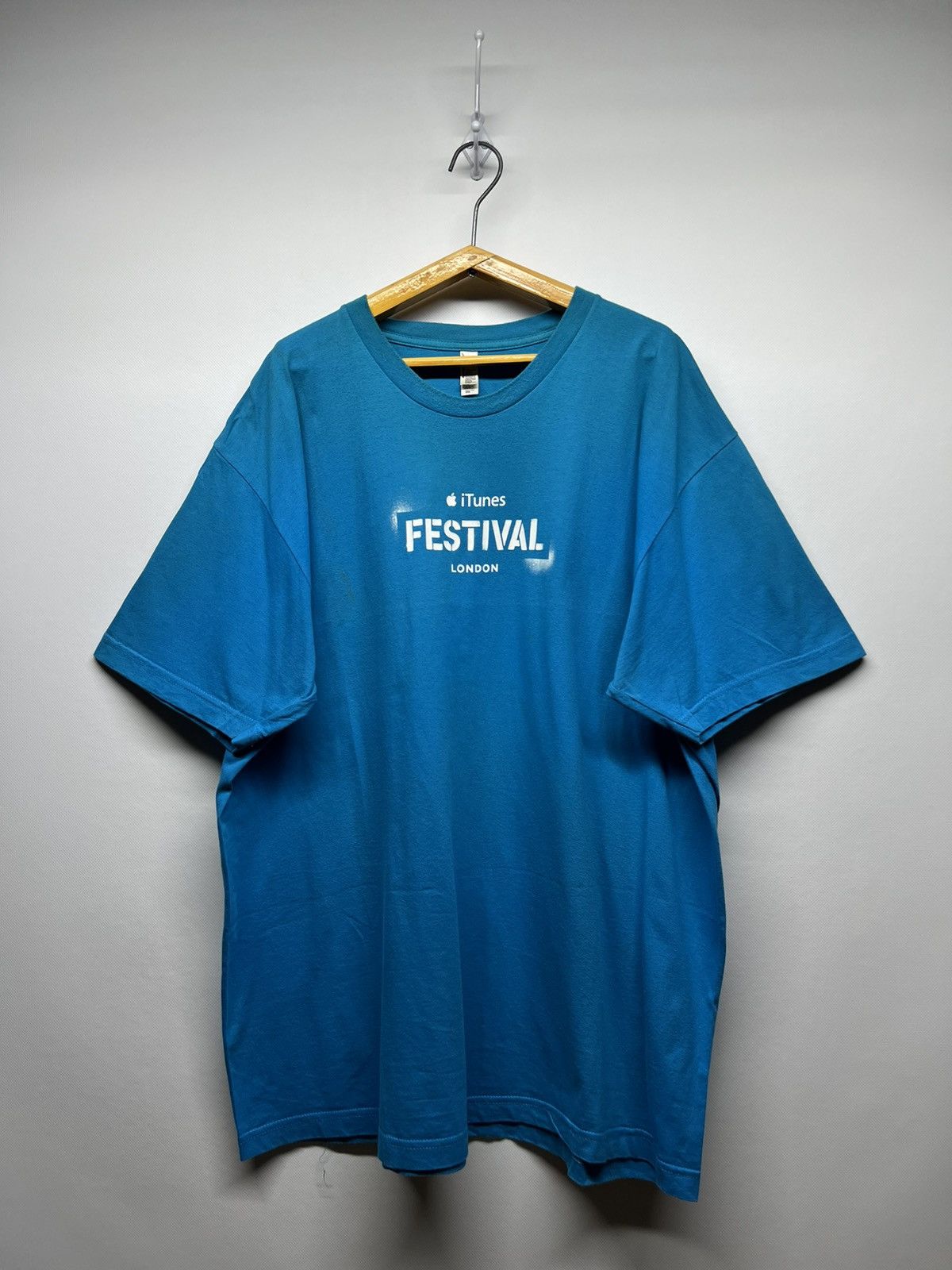 Apple × Vintage Vintage Y2k Apple ITunes Festival London USA T-Shirt 00’s Size US XXL / EU 58 / 5 - 1 Thumbnail