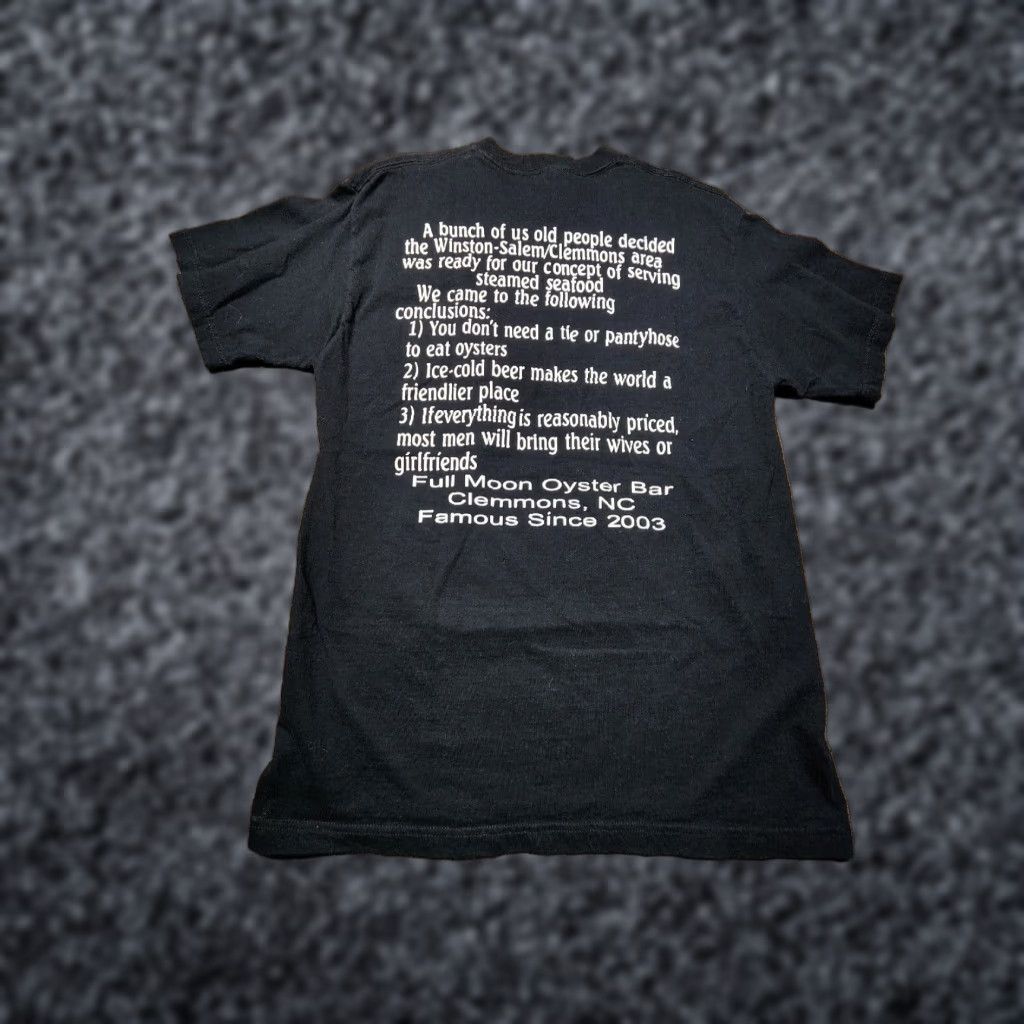 Fruit Of The Loom Full Moon Oyster Bar North Carolina Mens Short Sleeve T-Shirt Black Graphic Print Fruit of the Loom Size US M / EU 48-50 / 2 - 1 Thumbnail