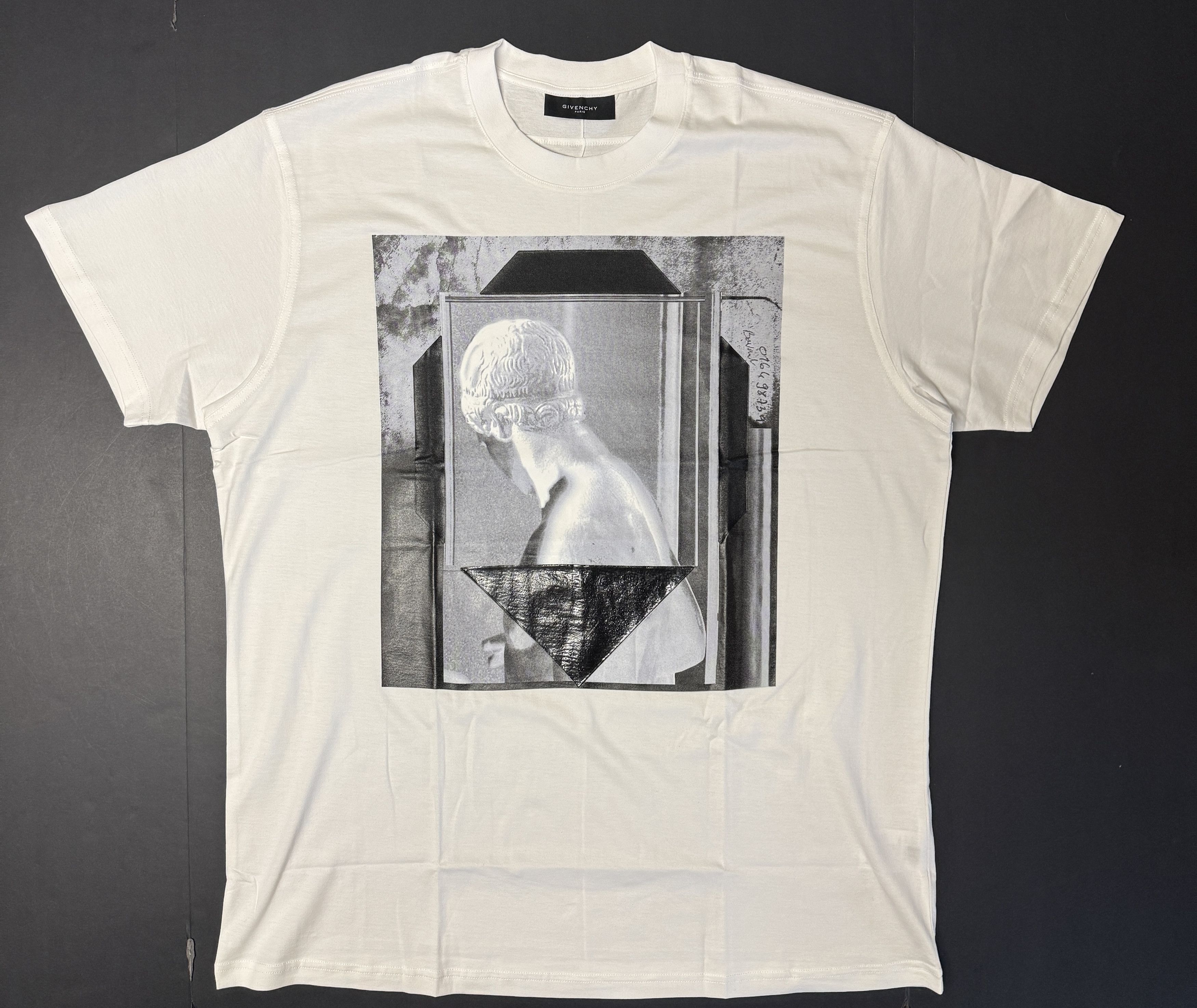 Givenchy Givenchy FW13 White Statue Print Runway T-Shirt Oversized Size US M / EU 48-50 / 2 - 1 Thumbnail