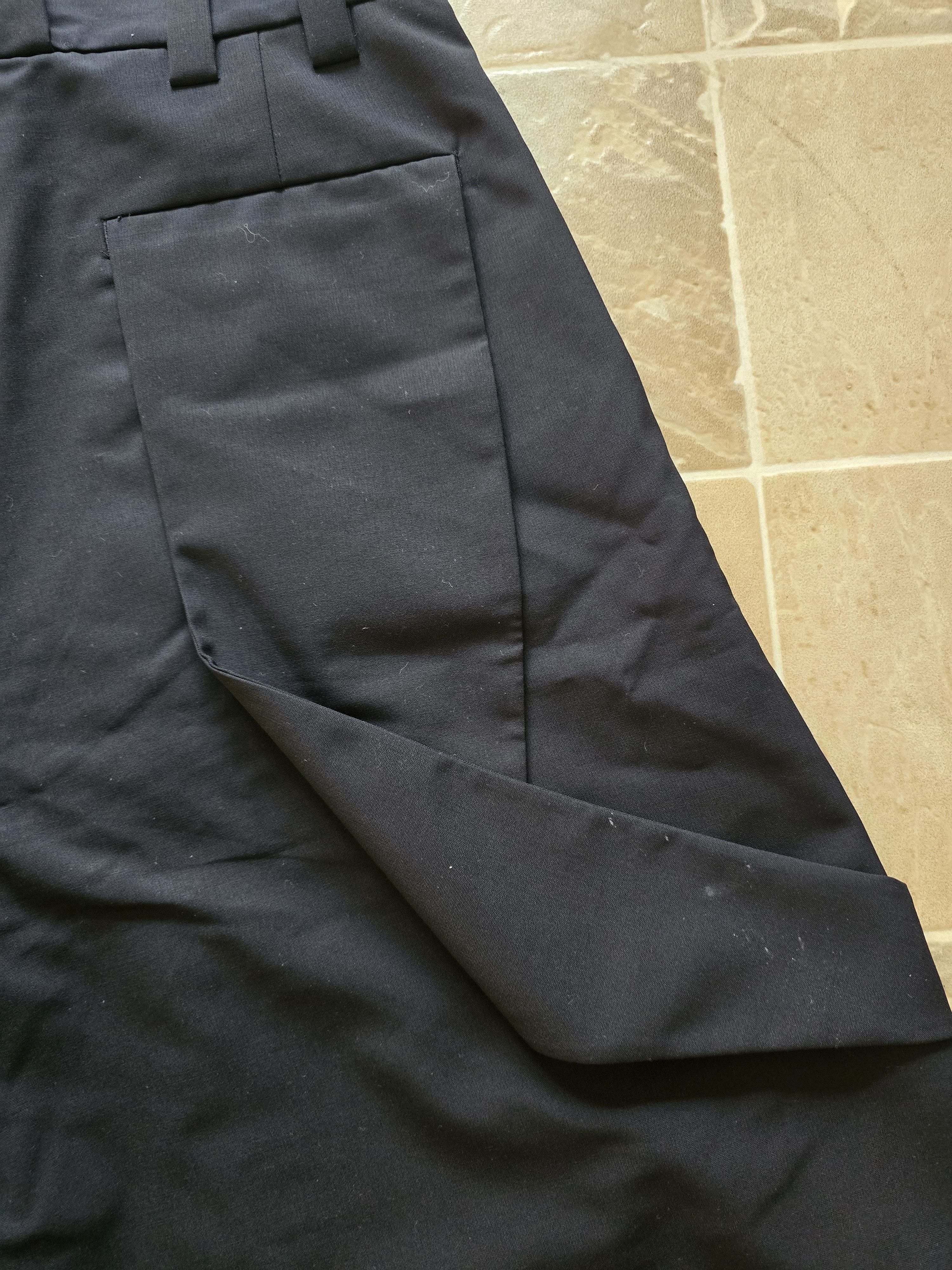 pet-tree-kor Pet Tree Kor Black Trifolium Shorts Size US 34 / EU 50 - 8 Thumbnail