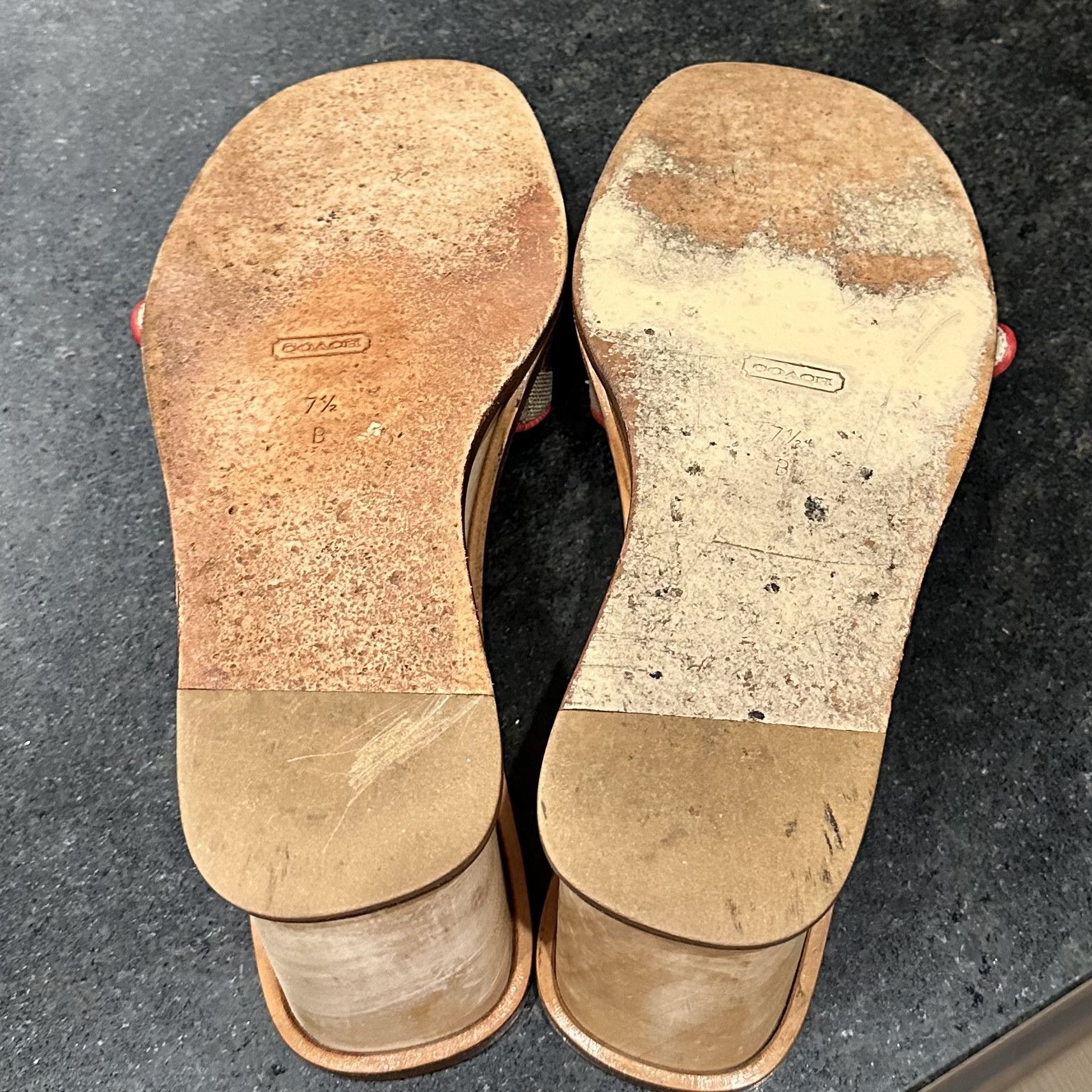 Coach *Vintage 1999* COACH Honey A2 Wooden Platform Wedge Mule Size US 7.5 / IT 37.5 - 9 Thumbnail