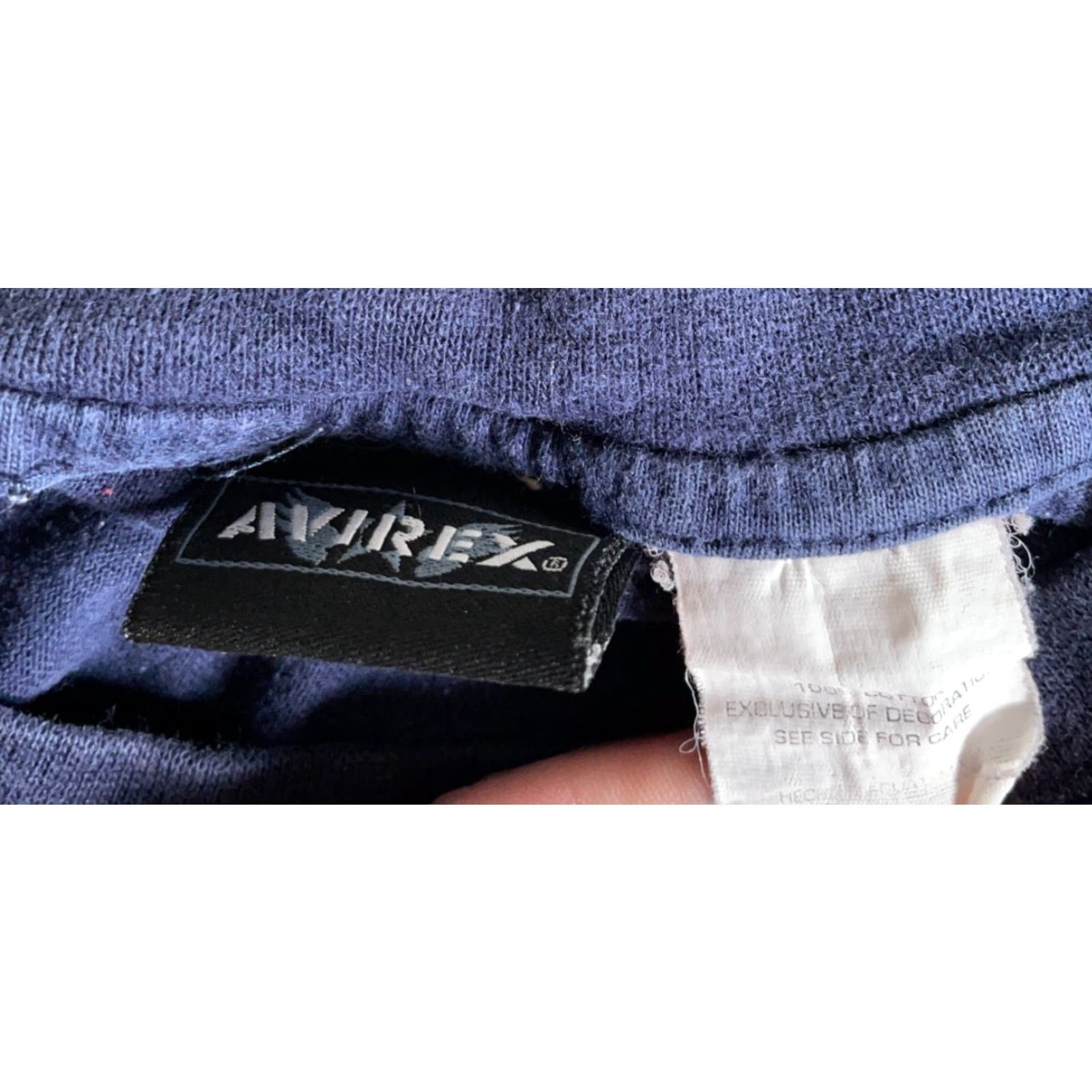 Avirex VINTAGE Avirex T-Shirt Mens Small Dark Blue Long Sleeve Graphic Print Retro VTG Streetwear Crew Neck Size US S / EU 44-46 / 1 - 3 Thumbnail