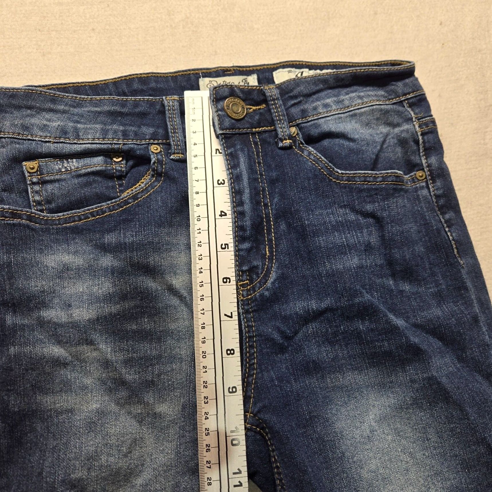 Denime Indigo Rein Denim Shorts Bermuda Adults Women 7 Blue Solid 5-Pocket Embroidered Cuffed Between Button Machine Washable 90s Theme? Size 28" / US 6 / IT 42 - 4 Thumbnail