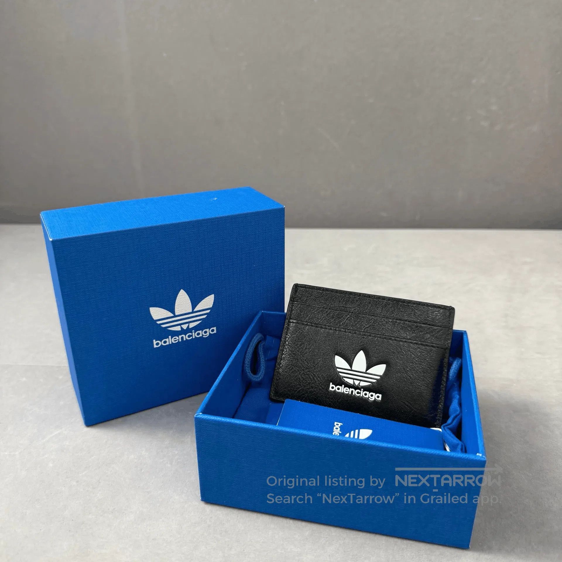 Balenciaga Balenciaga x Adidas Logo Card Holder. Size ONE SIZE - 1 Thumbnail