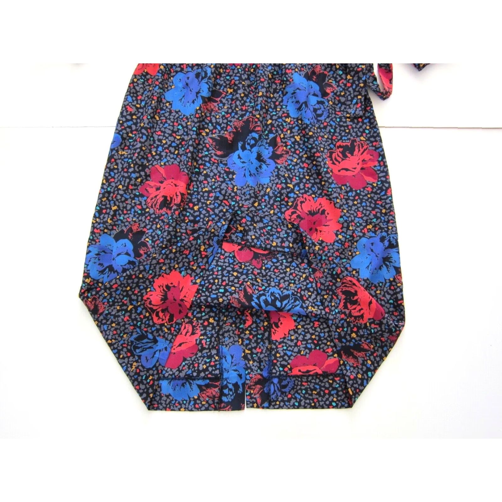 Vintage VINTAGE Lady Carol New York Floral 3/4 Sleeve Sheath Dress Size 12 Gray Red Blue White Size XL / US 12-14 / IT 48-50 - 8 Thumbnail