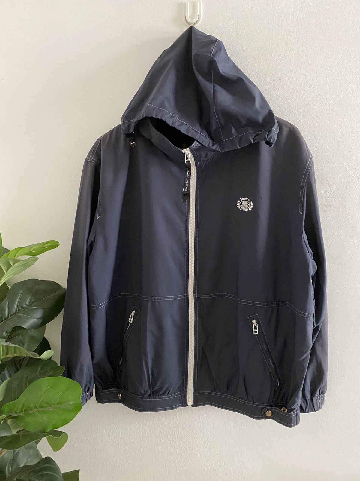 Burberry VTG 80's Burberry's Sport Traveller hoodie gold button Size US M / EU 48-50 / 2 - 12 Thumbnail