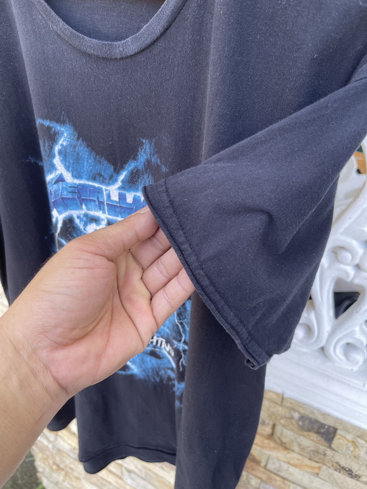 Band Tees Last Drop🔥Vtg y2k Metallica Ride The Lightning Rock Band Tee Size US L / EU 52-54 / 3 - 6 Thumbnail