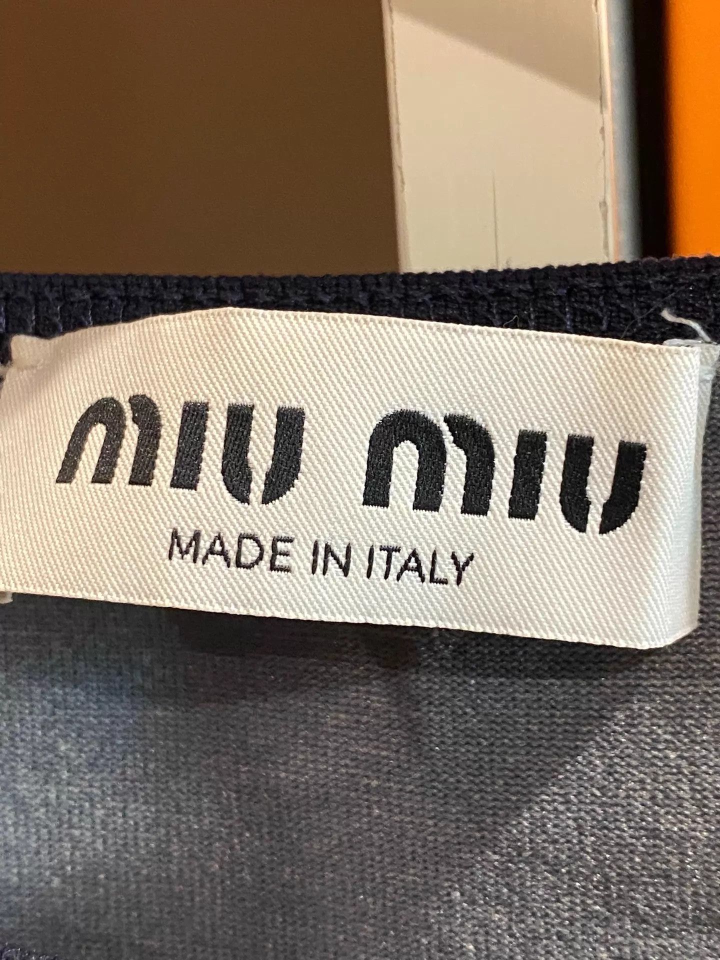 Miu Miu MIU MIU SS Short Sleeve Tech Fabric Size 40 Celebrity Size S / US 4 / IT 40 - 3 Thumbnail