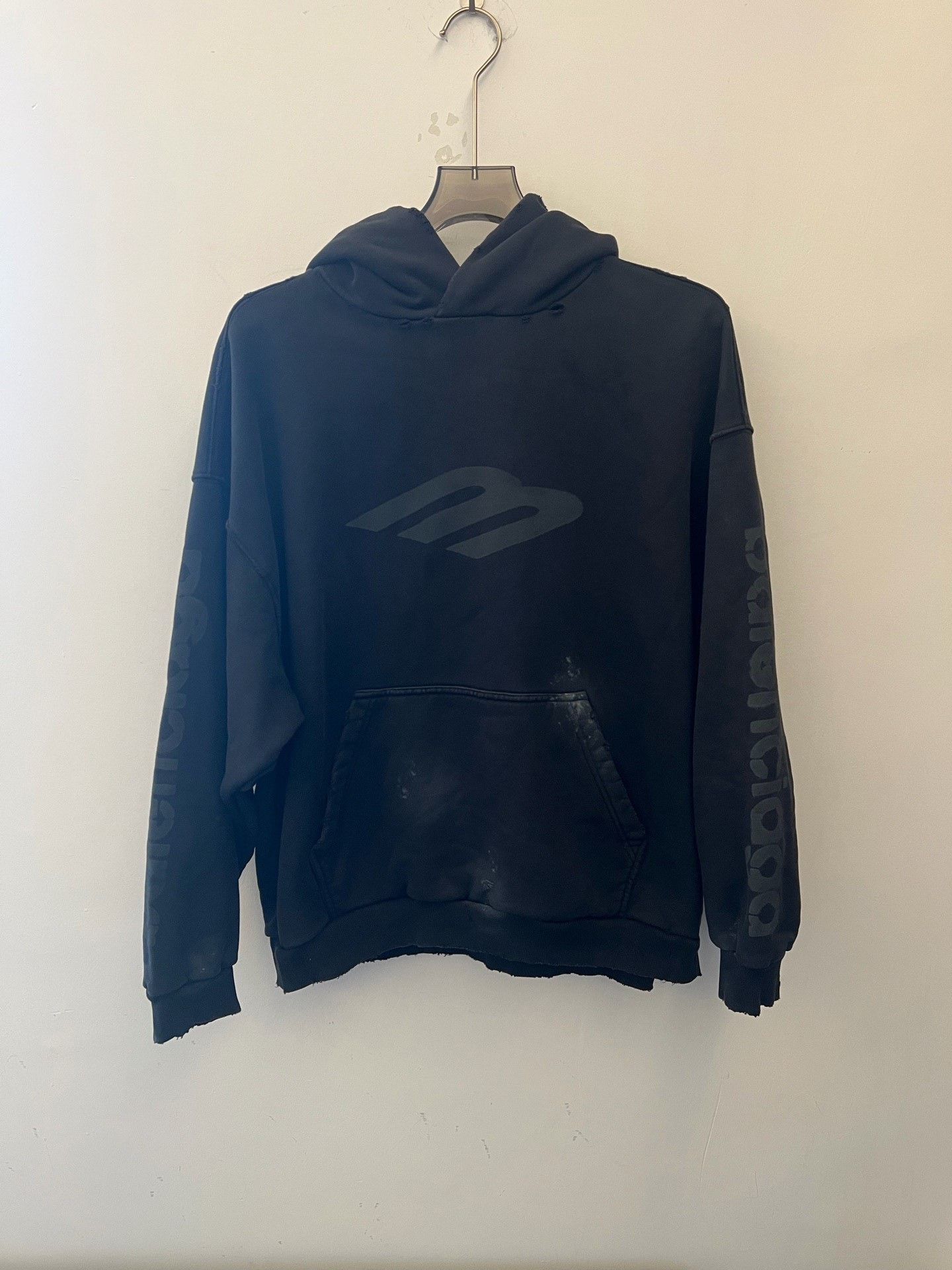 Balenciaga Balenciaga 3B Stencil Hoodie Size M Size US M / EU 48-50 / 2 - 1 Thumbnail