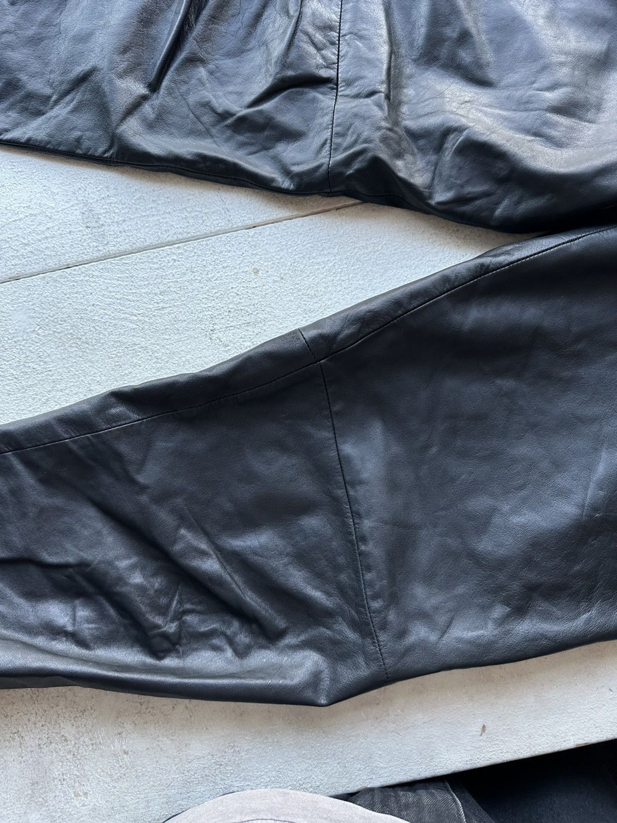 Leather 🚨Vintage leather pants motorcycles Black LUXURY Y2K Size 26" / US 2 / IT 38 - 4 Thumbnail