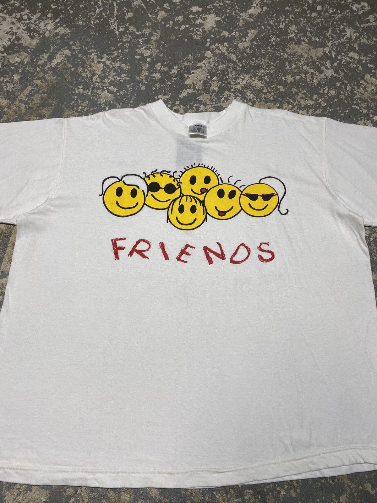 Japanese Brand × Vintage Vintage Friends Smiley Faces 90s New Old Stock Tshirt Size US XL / EU 56 / 4 - 6 Thumbnail