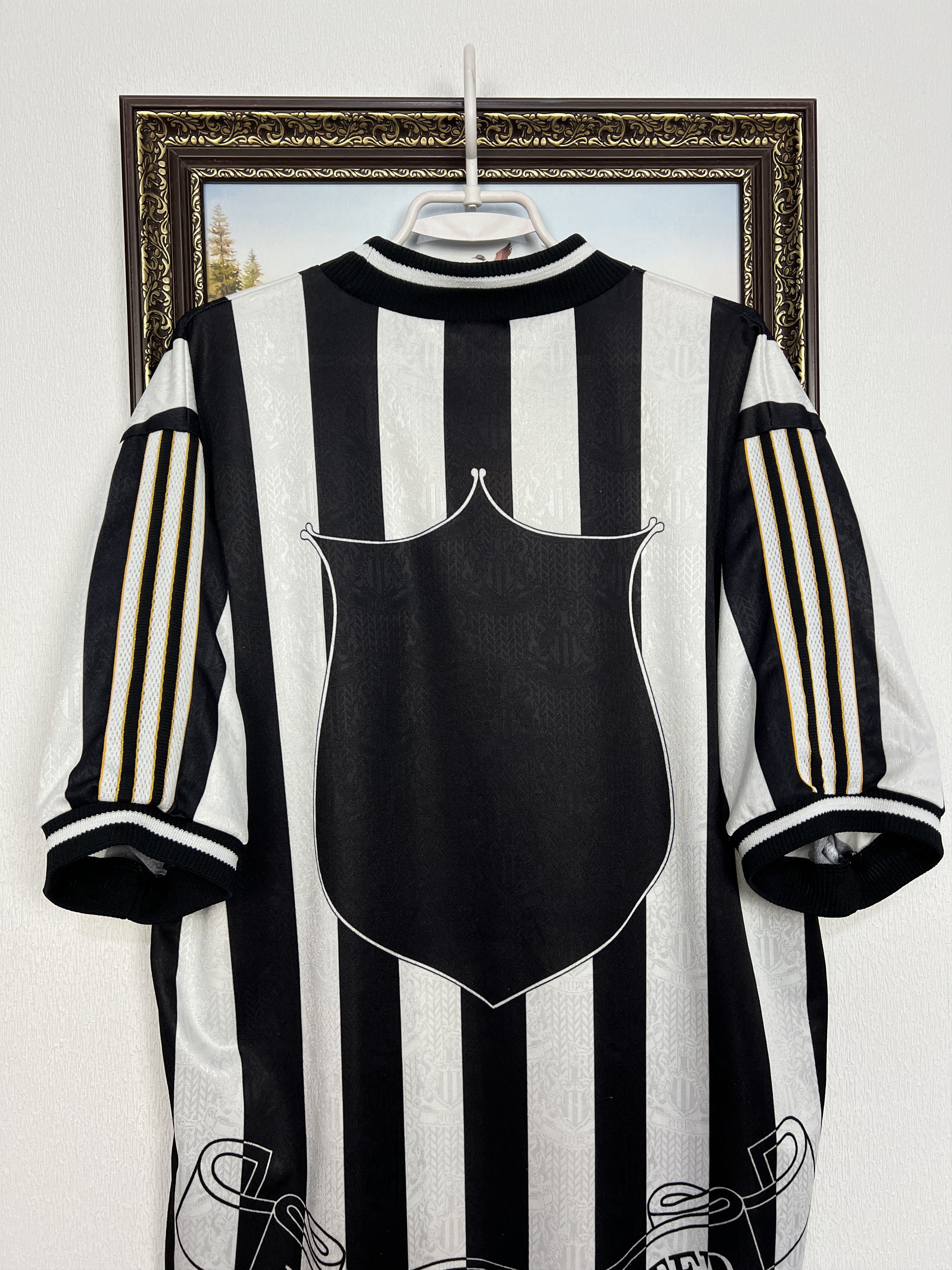Adidas Newcastle Home football shirt 1997 Soccer Jersey Trikot Rare Size US XL / EU 56 / 4 - 8 Thumbnail