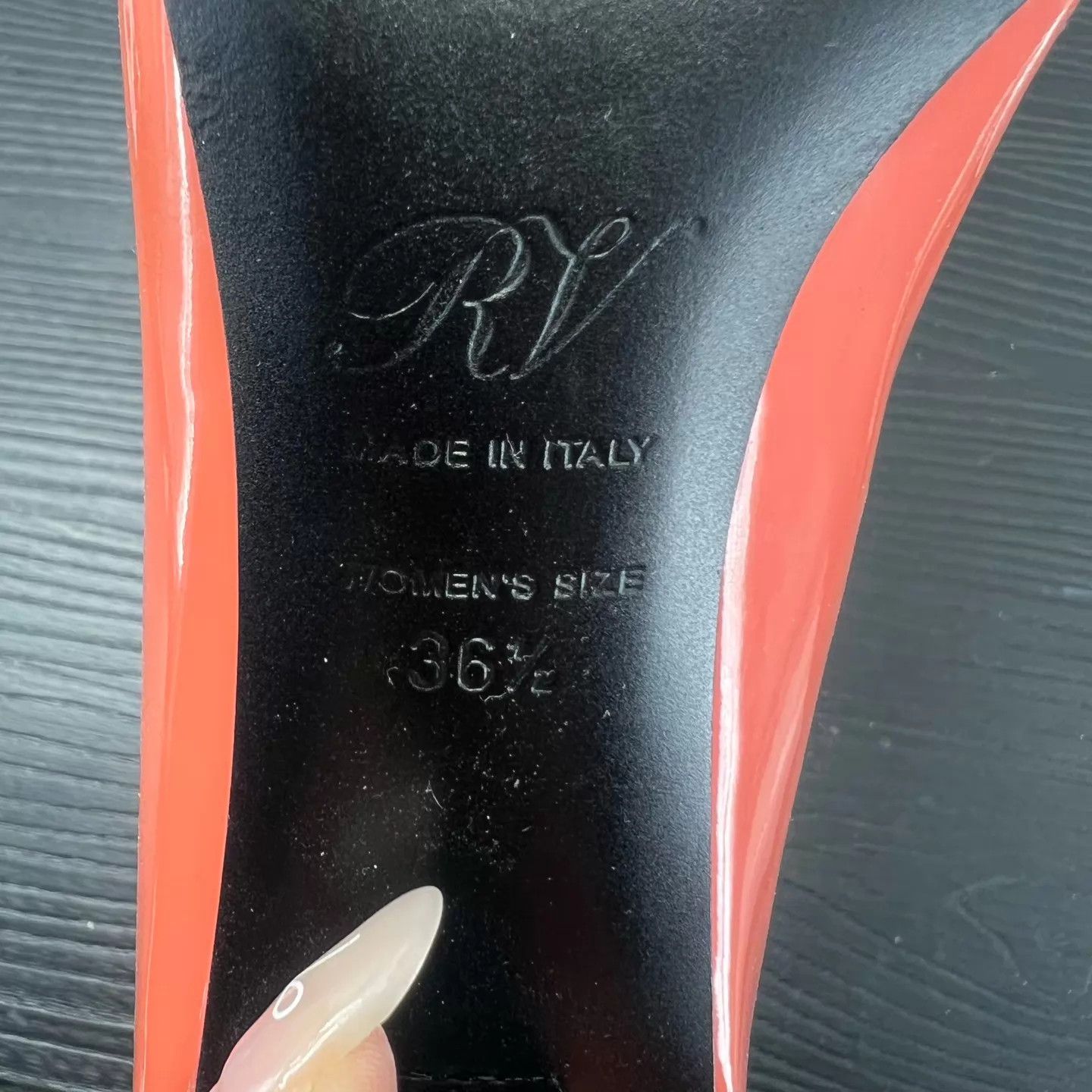 Roger Vivier rv square toe crimson low heel pumps size 36.5 with box Size US 6 / IT 36 - 8 Thumbnail