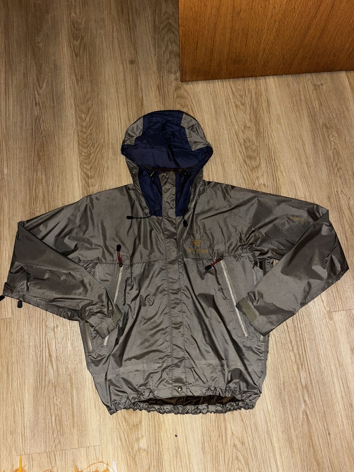 ケヴィン　Arc'teryx Beta LT tatsu 廃盤 Mサイズ Arc'teryx BETA LT TATSU SIZE M | Grailed