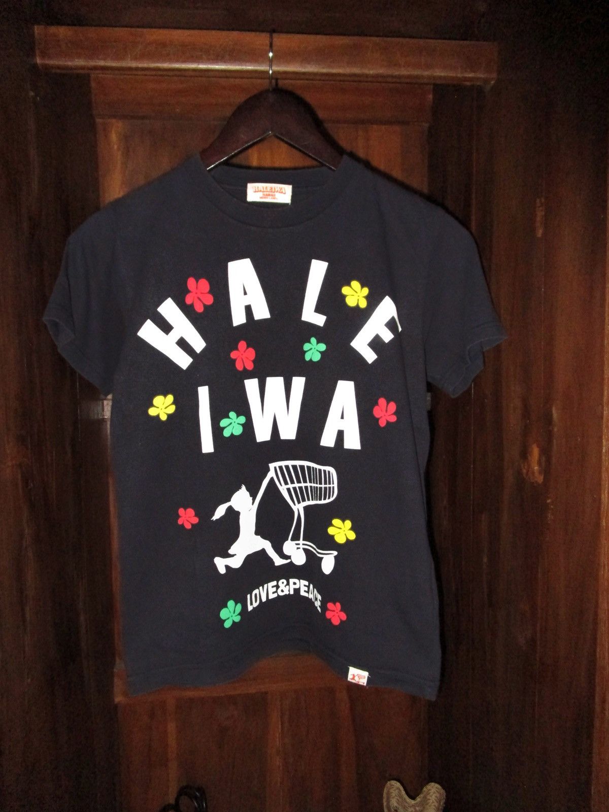 Other Haleiwa T-Shirt Vintage Love&Peace Jamaica Size US XS / EU 42 / 0 - 1 Thumbnail