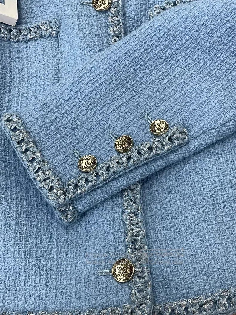 Chanel Chanel 25B blue rolled-edged tweed jacket Size S / US 4 / IT 40 - 2 Thumbnail