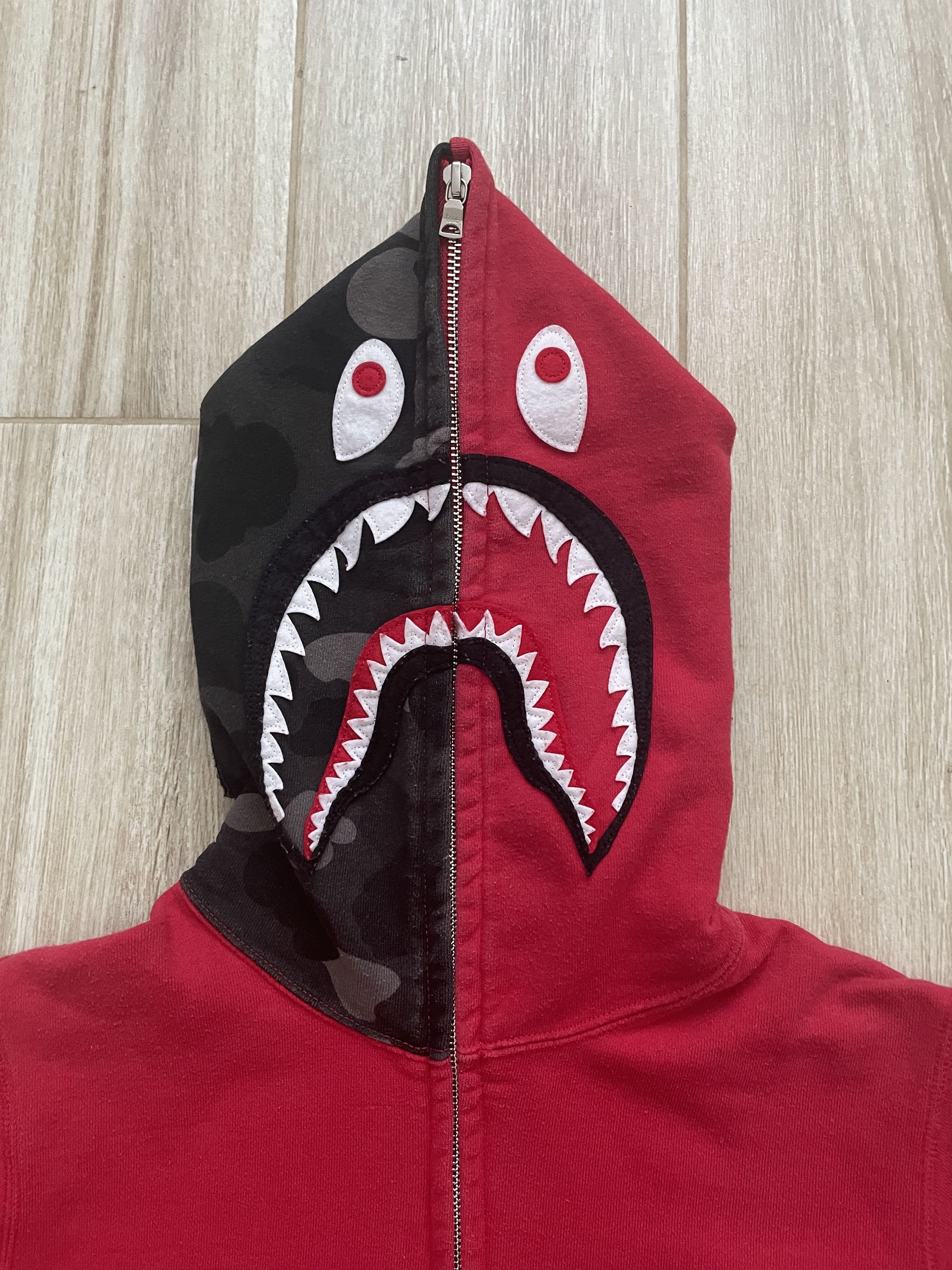 Bape Bape Shark Zip Hoodie Size US S / EU 44-46 / 1 - 3 Thumbnail
