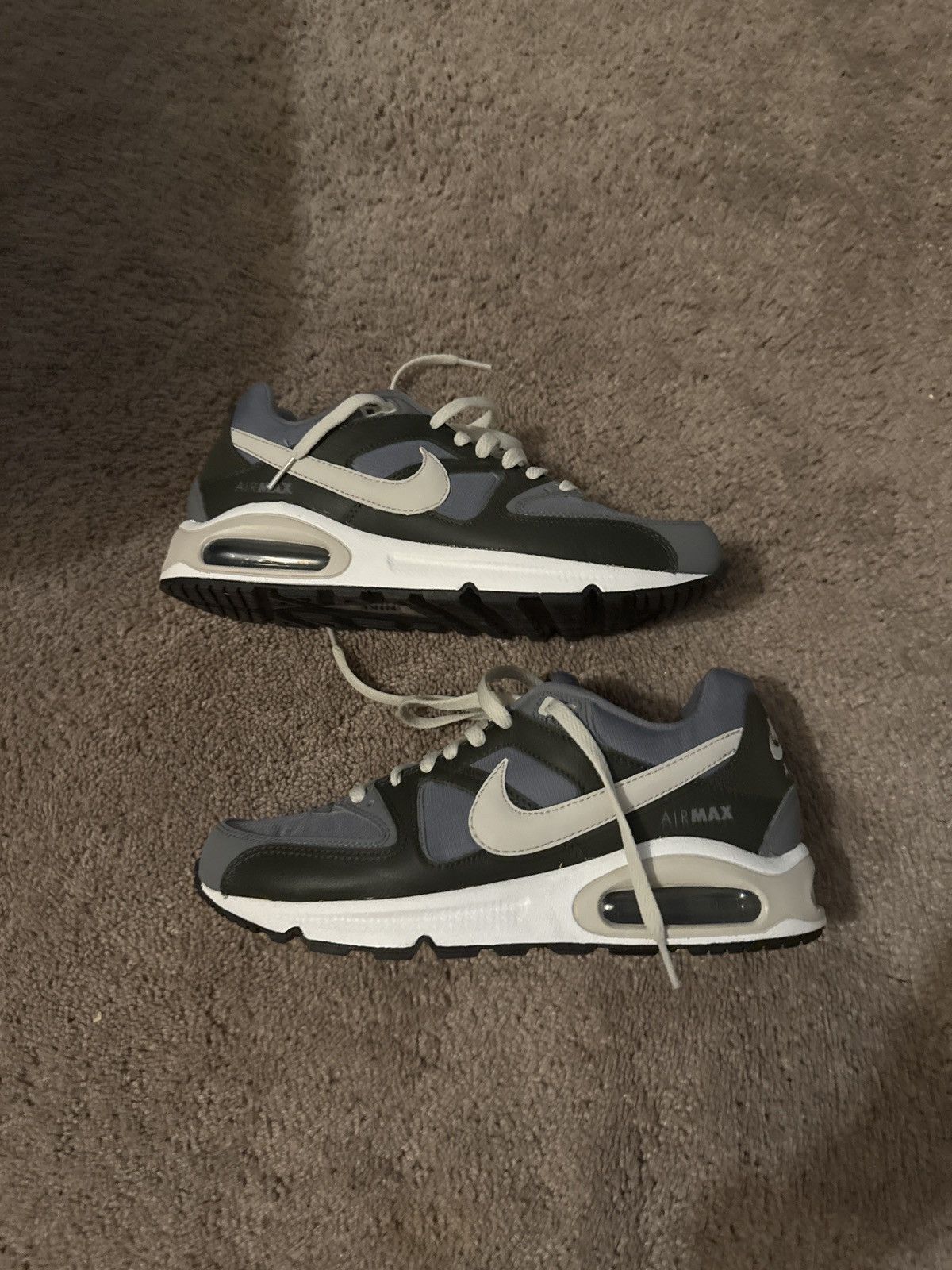 NEW Nike Air Commands Size 8