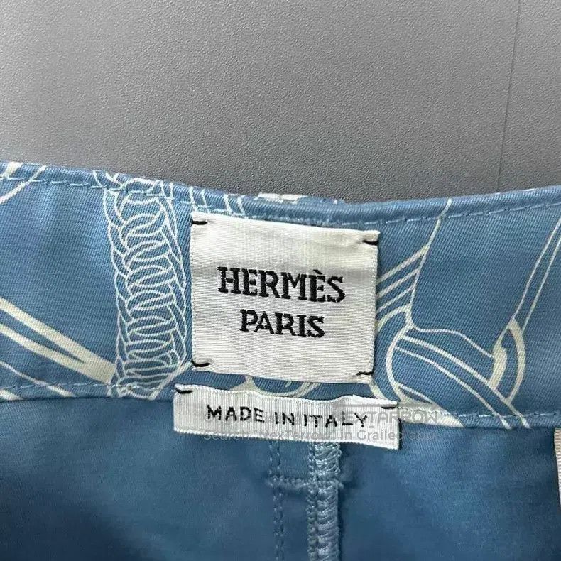 Hermes Hermes Printed Blue Denim Skirt Size 42" / US 20 - 5 Thumbnail