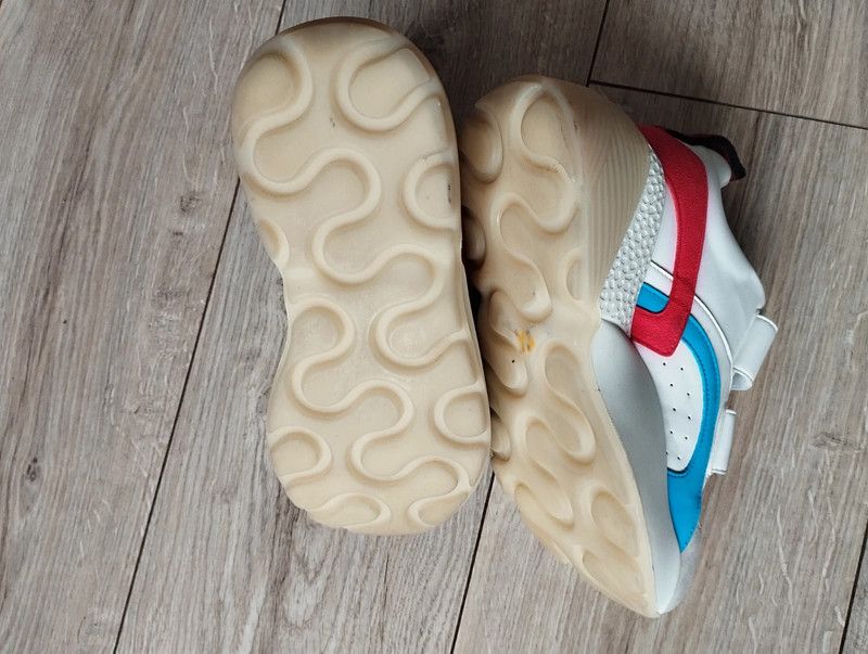 Stella McCartney Stella McCartney Eclypse sneakers velcro size 36 Size US 5 / IT 35 - 9 Thumbnail