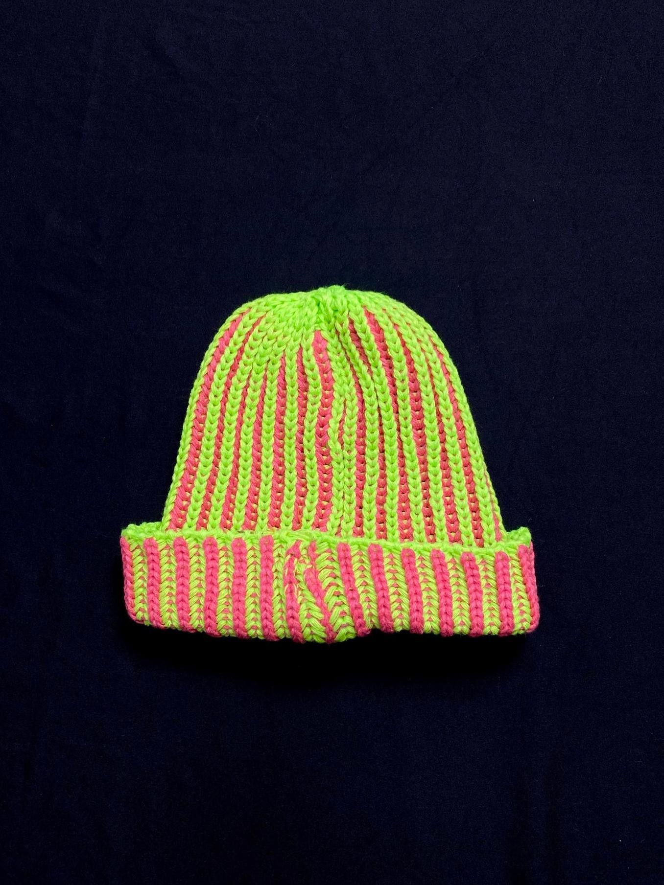 Teddy Fresh Rare Teddy Fresh Vibrant Neon No Cuff Knit Blue Beanie OS Size ONE SIZE - 4 Thumbnail