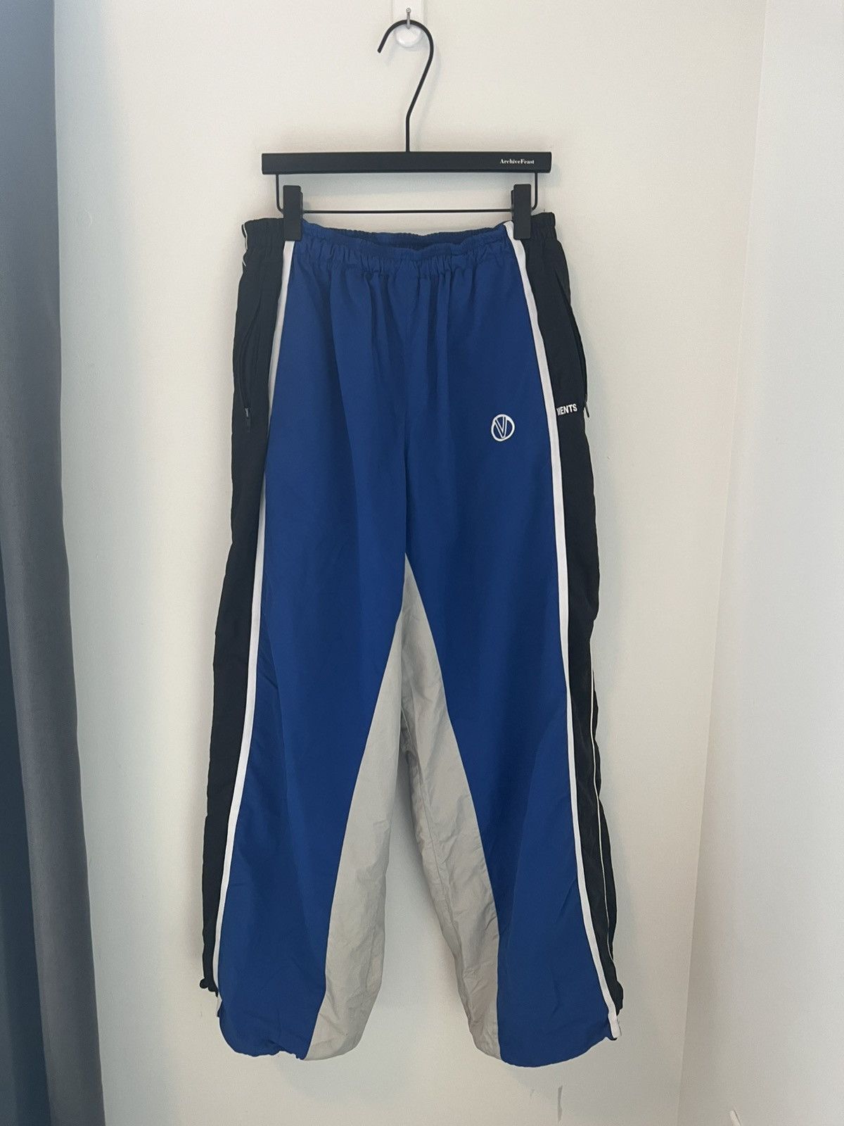 Vetements Vetements 20SS Blue Stripe Pants Size US 30 / EU 46 - 1 Thumbnail
